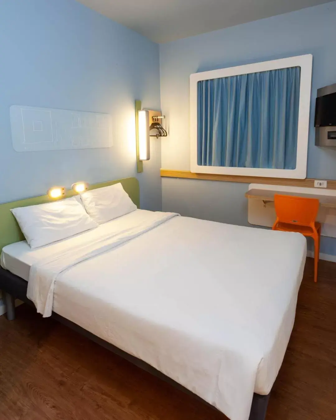 TV and multimedia, Bed in ibis budget Rio de Janeiro Nova America