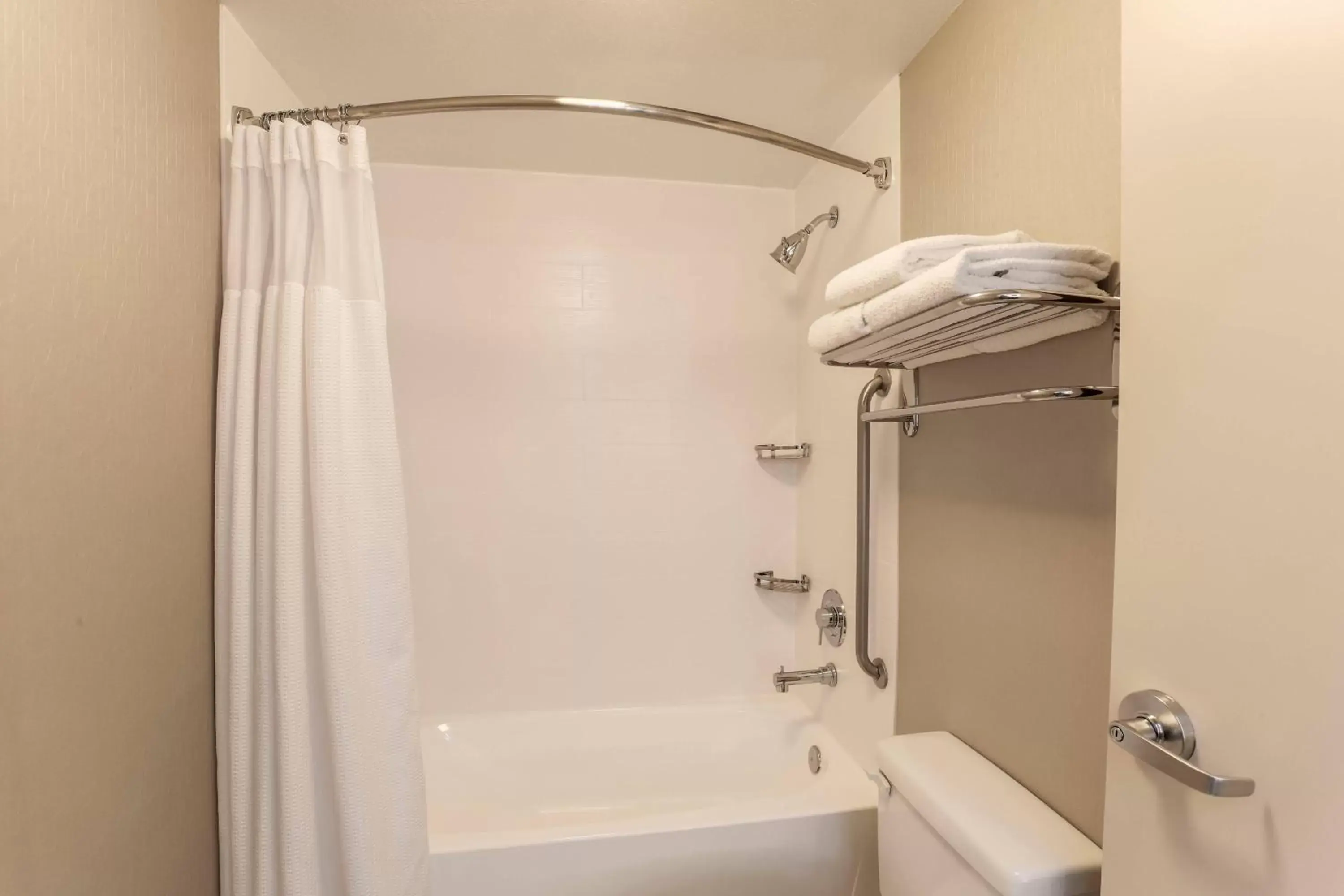Bathroom in SpringHill Suites by Marriott Yuma
