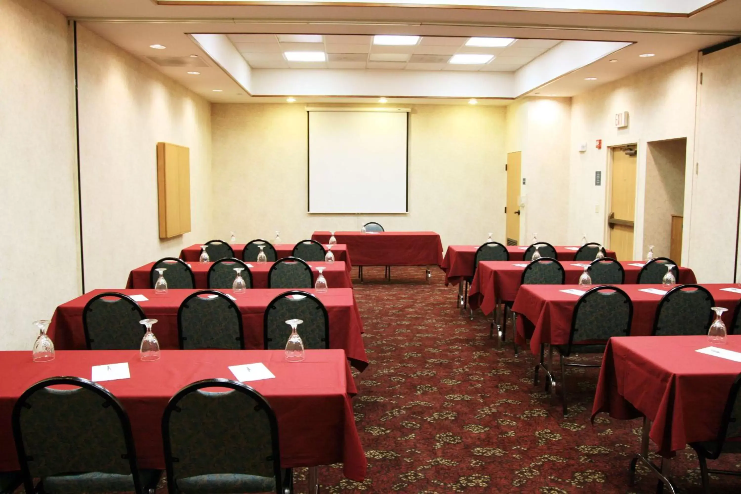 Meeting/conference room in Hampton Inn & Suites Kansas City-Merriam