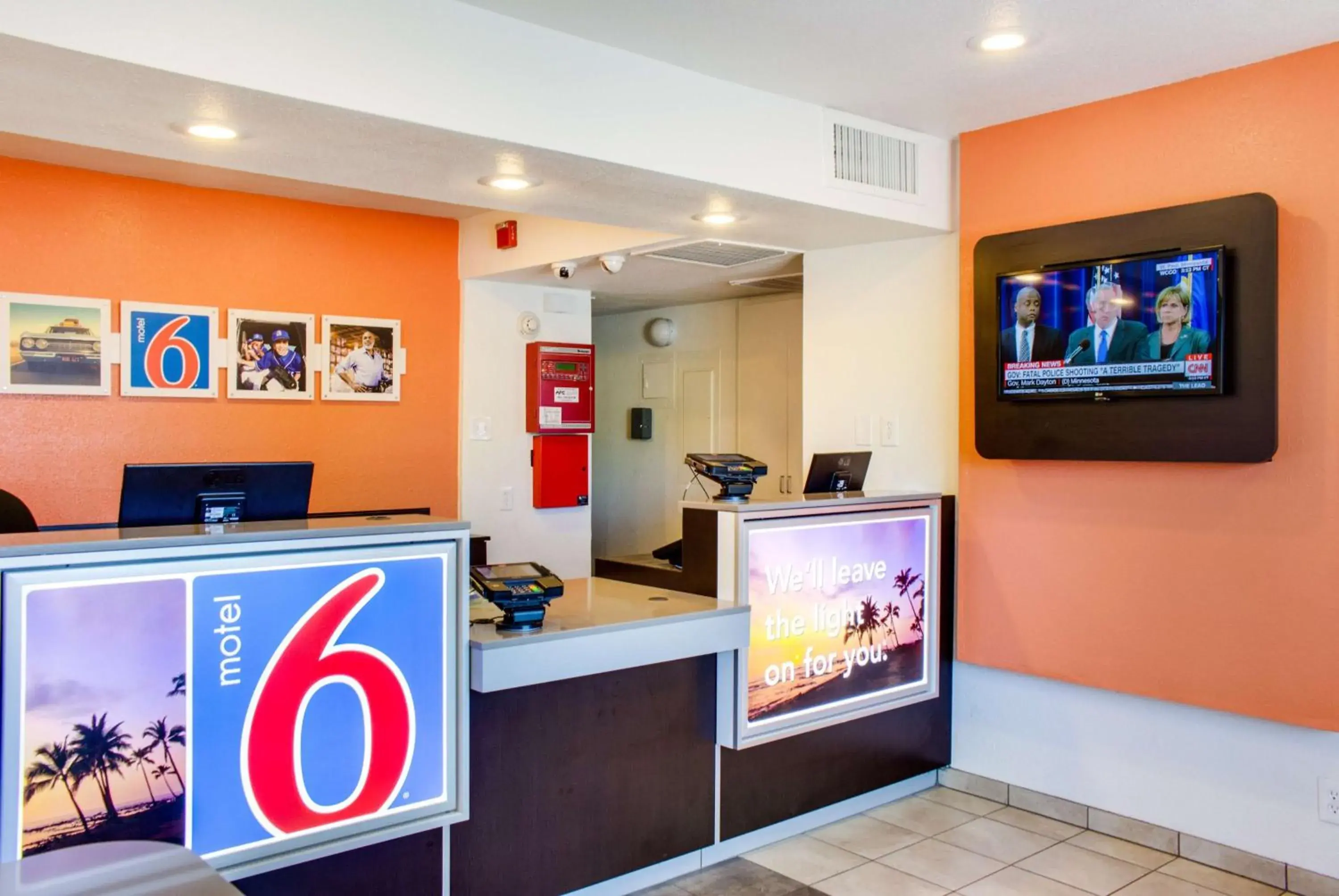 Property logo or sign, Lobby/Reception in Motel 6-Bakersfield, CA - South