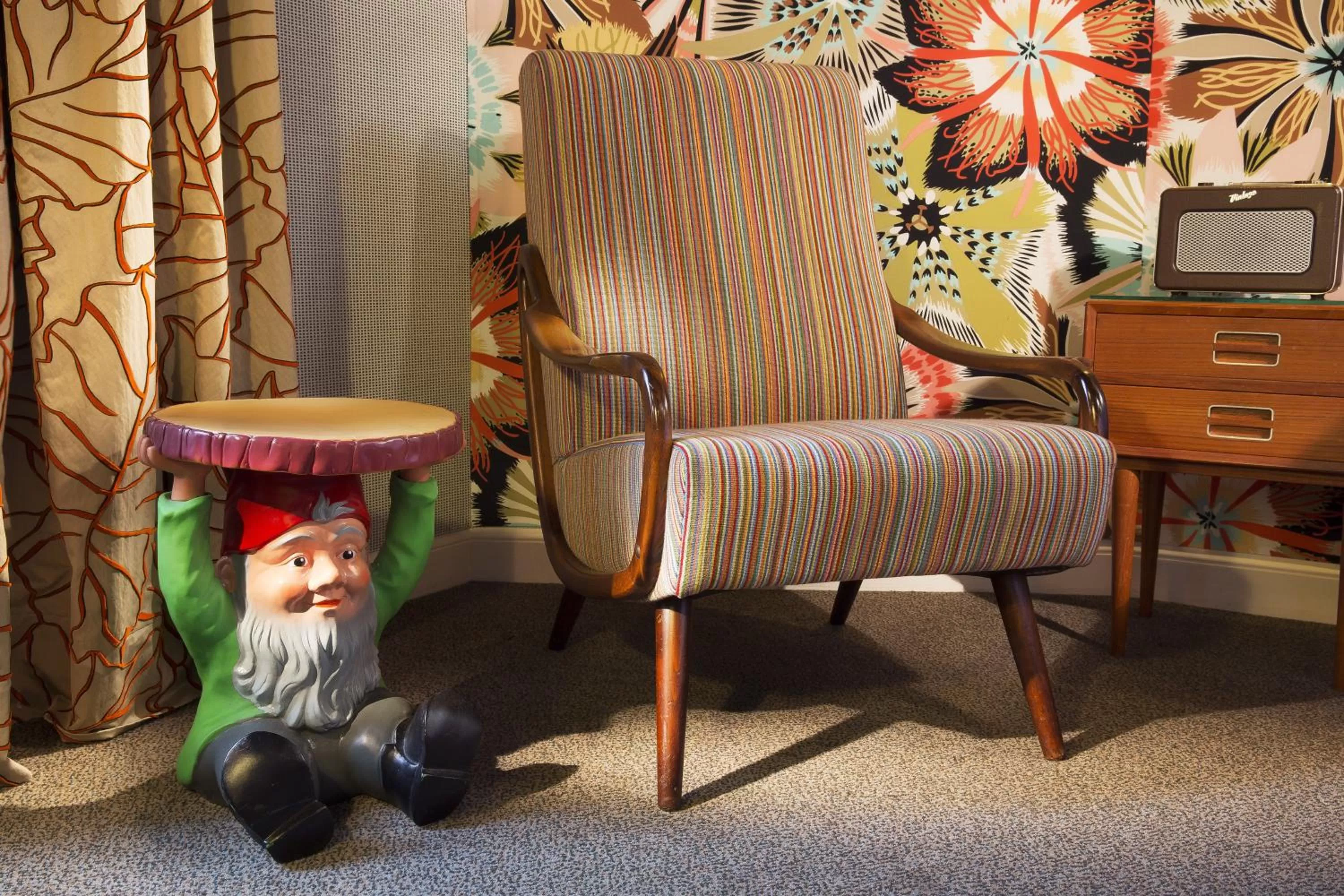 Decorative detail in Hôtel Les Dames du Panthéon