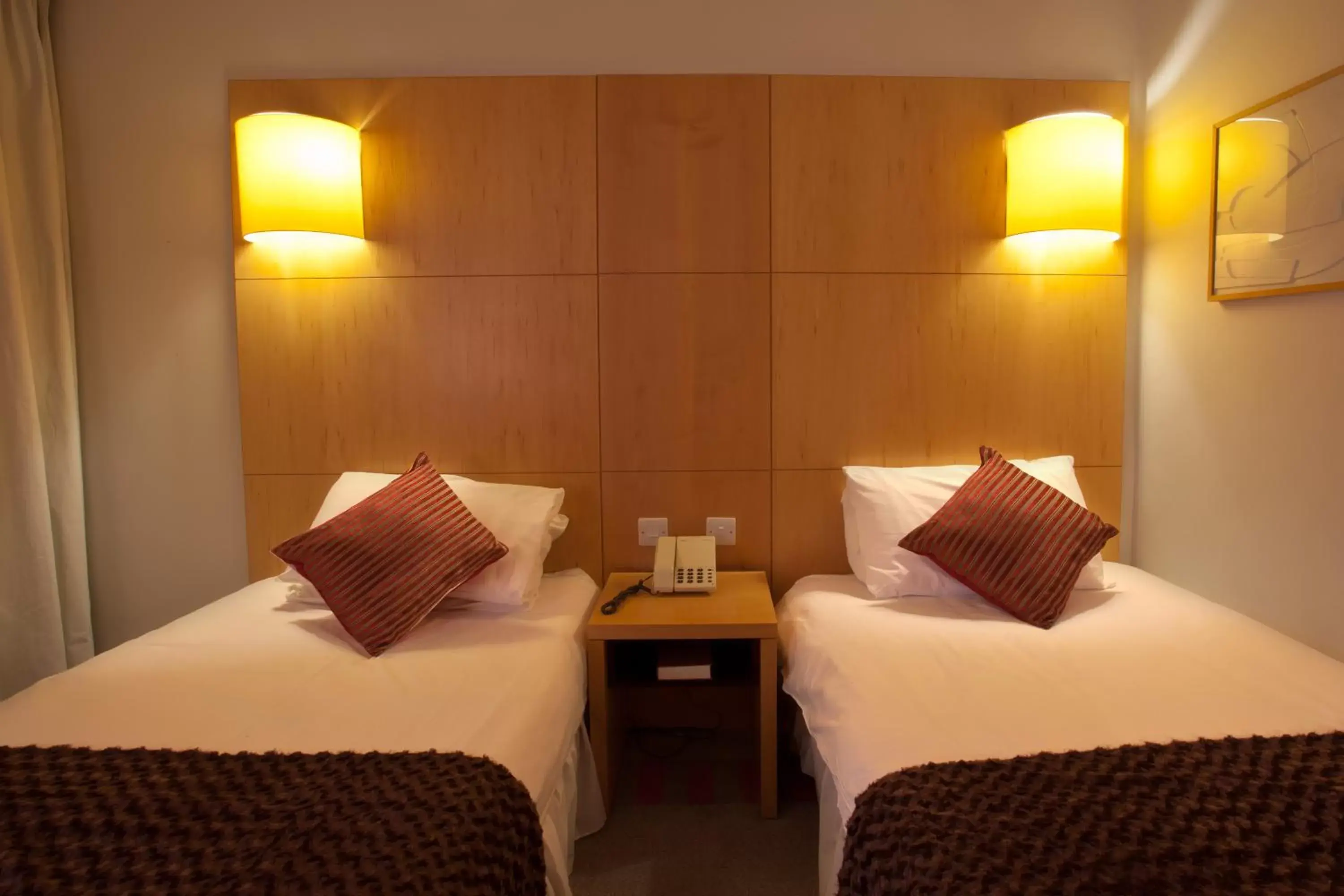 Bedroom, Bed in Britannia Hotel Bolton