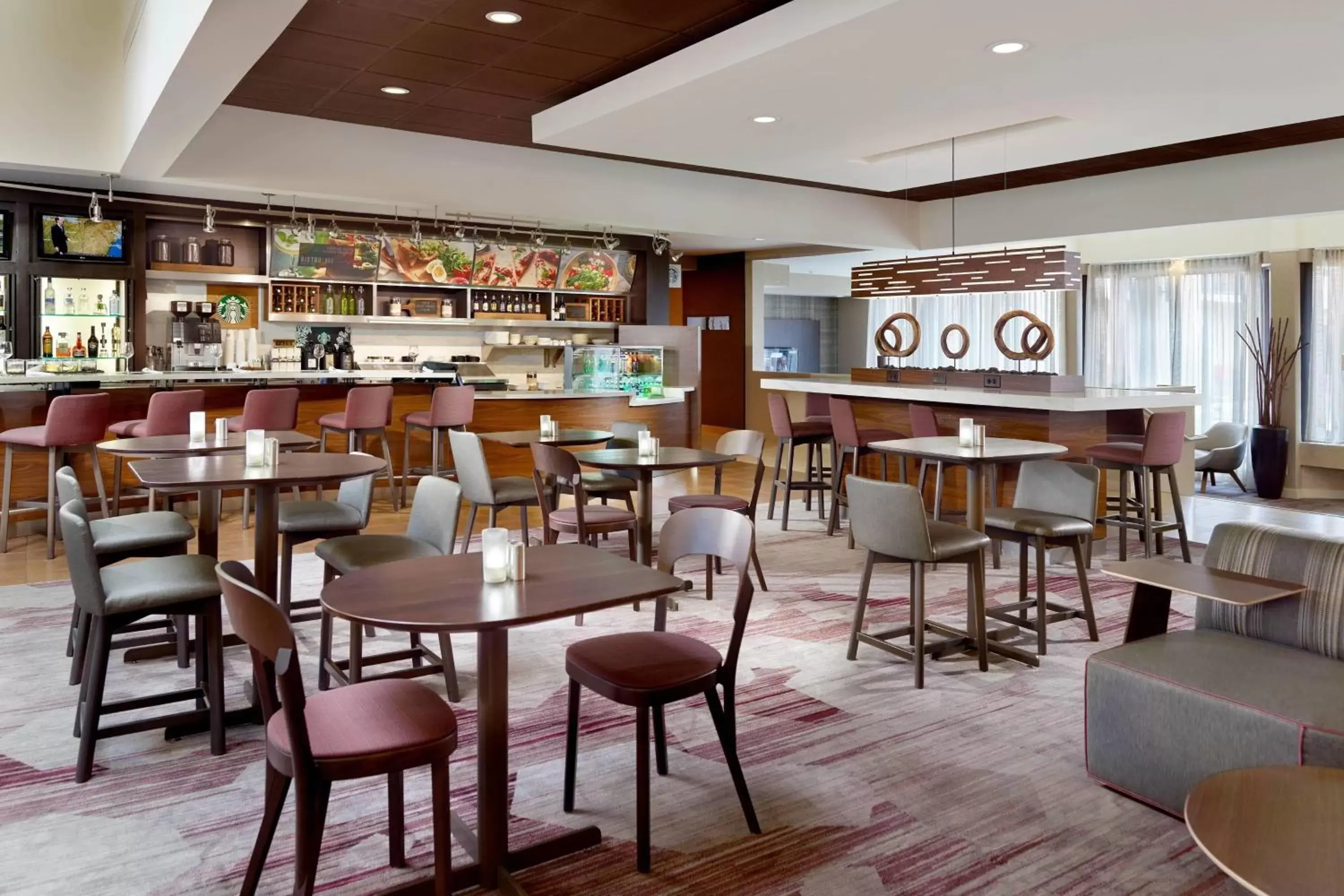 Restaurant/places to eat, Lounge/Bar in Courtyard by Marriott Raleigh Midtown