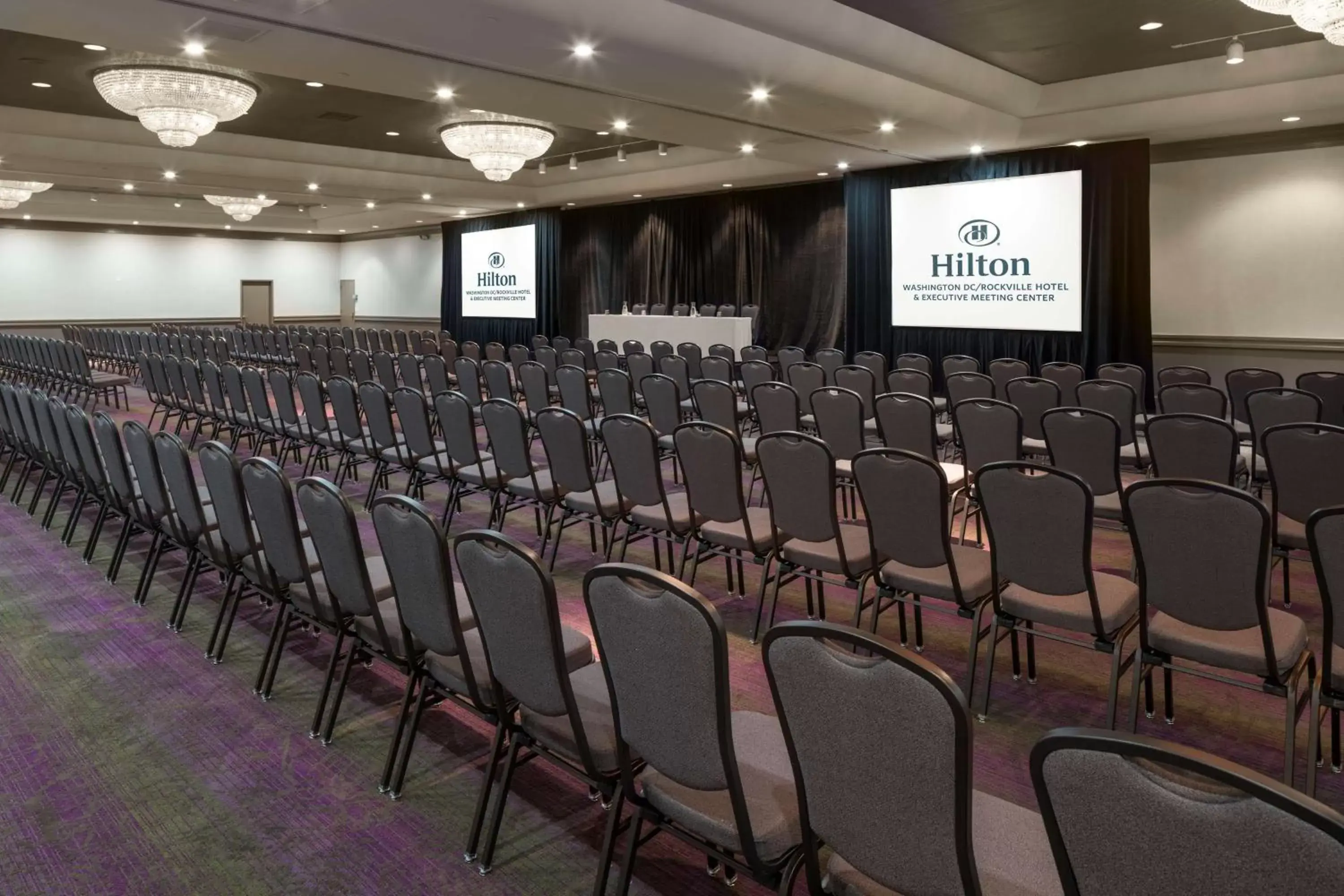 Meeting/conference room in Hilton Washington DC/Rockville Hotel & Executive Meeting Center