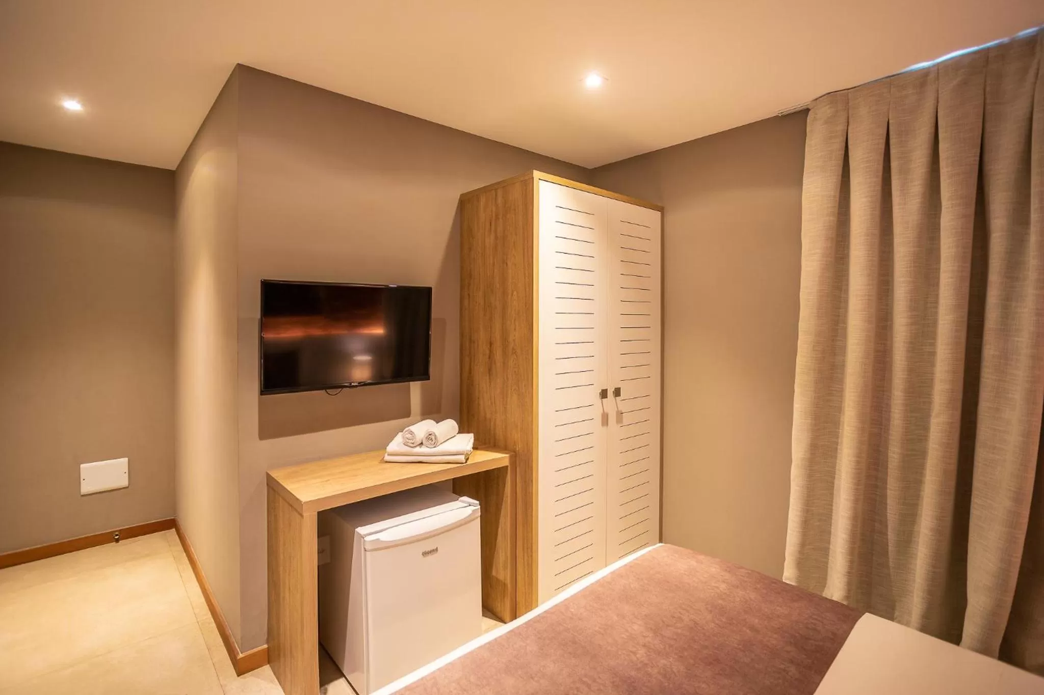 Photo of the whole room, Bed in Bravo Pousada Design