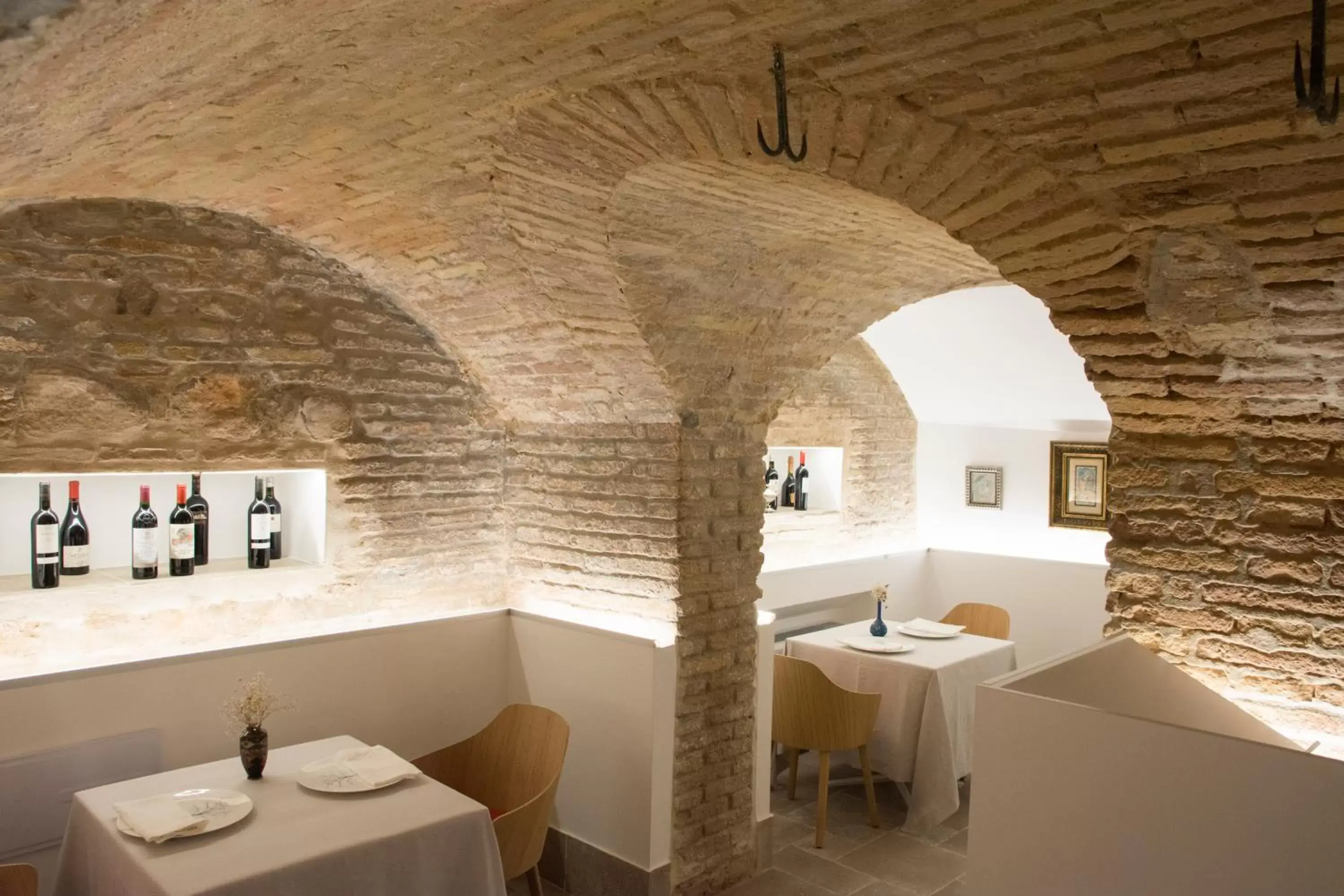 Restaurant/places to eat in Hotel Oleum