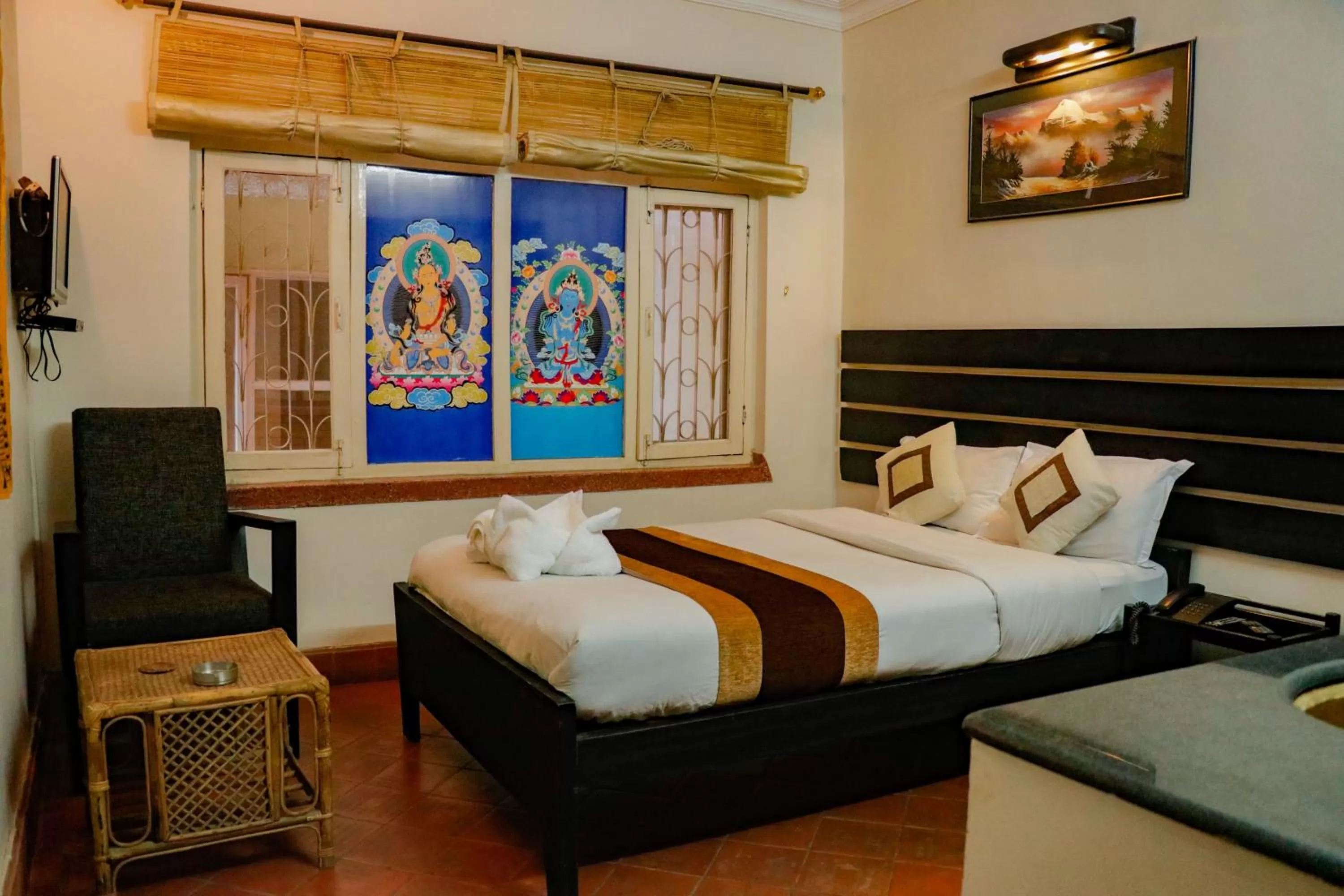 Bed in Hotel ThorongLa Thamel