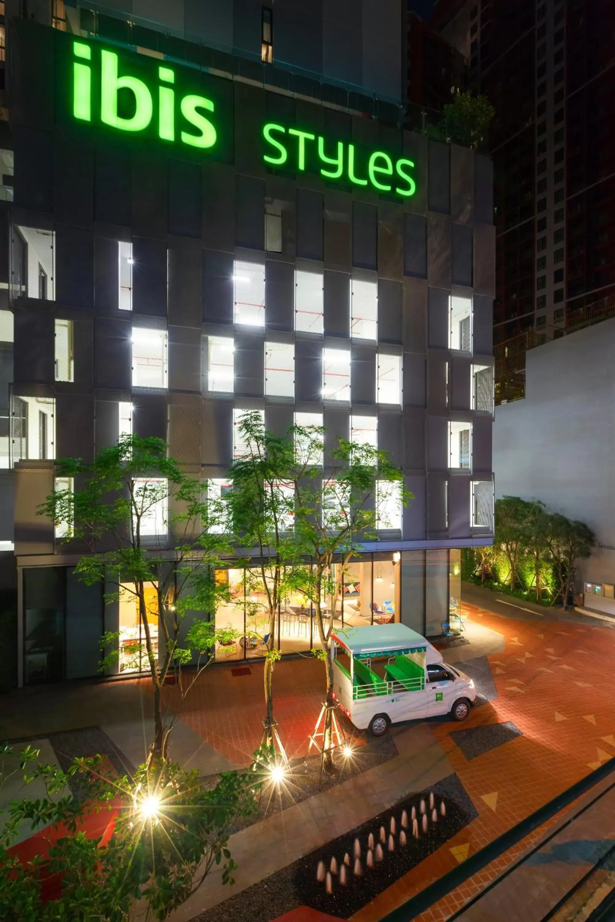 Bird's eye view, Property Building in ibis Styles Bangkok Sukhumvit Phra Khanong