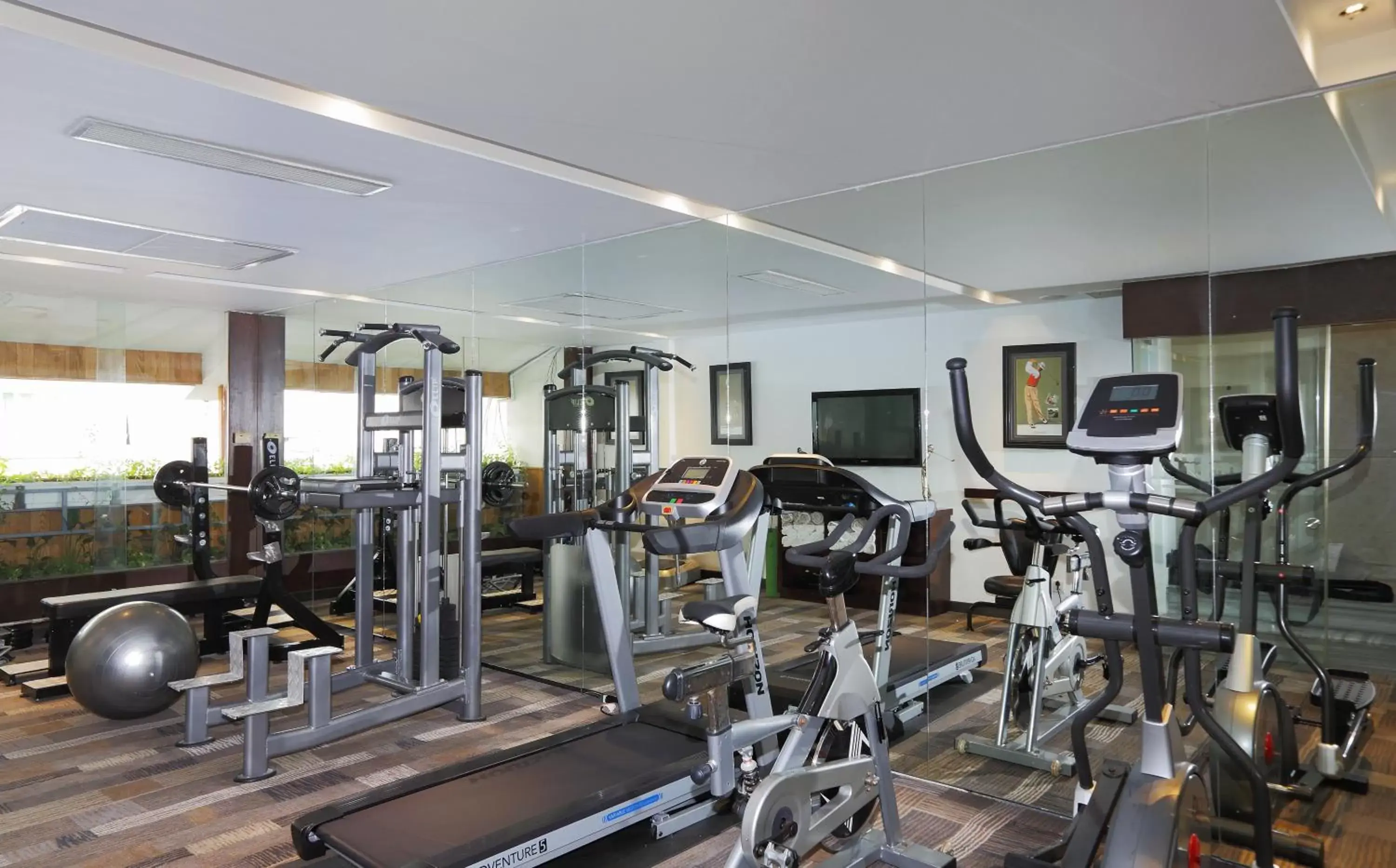 Fitness centre/facilities, Fitness Center/Facilities in A&EM Saigon Hotel Fitness centre/facilities, Fitness Center/Facilities in A&EM Saigon Hotel