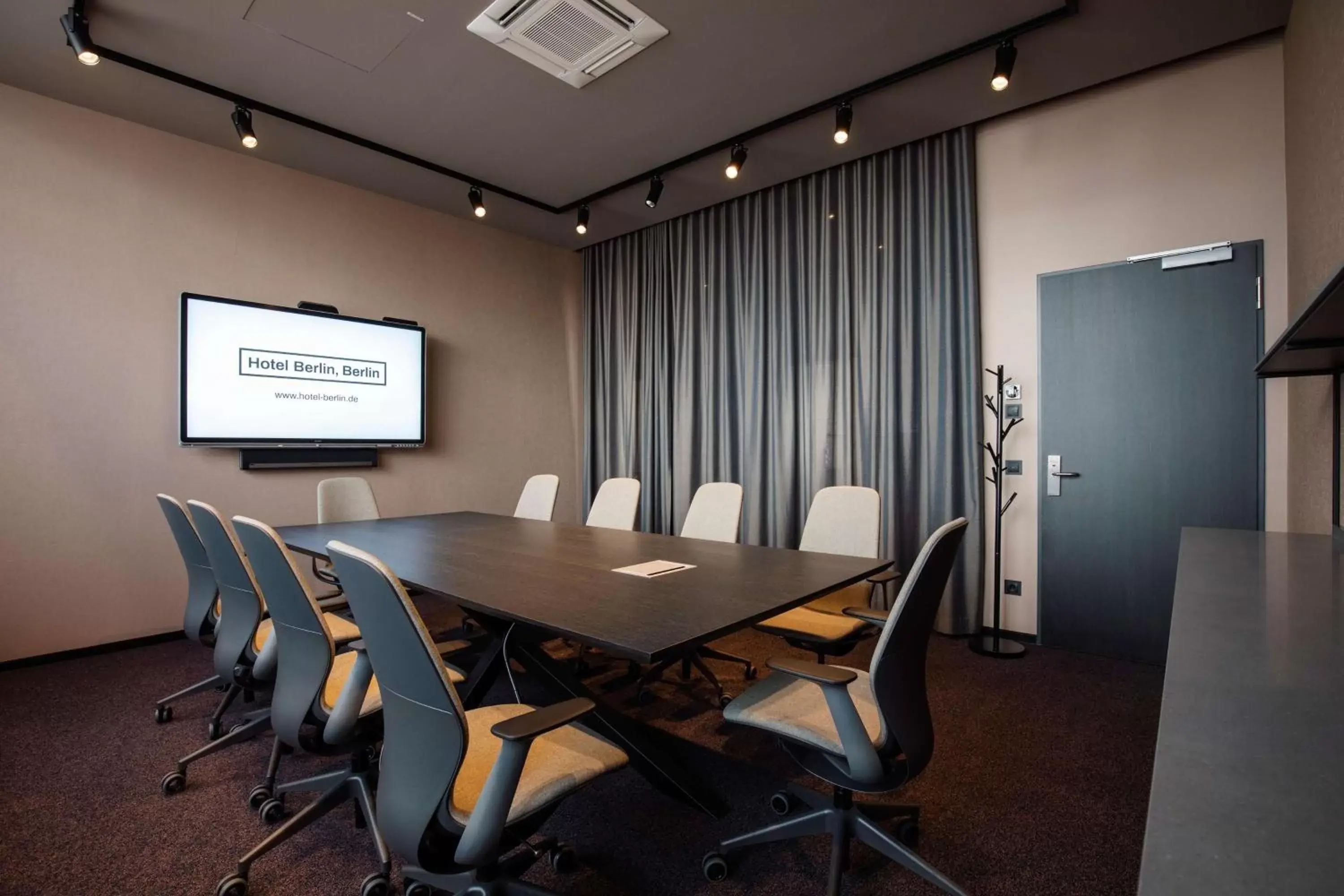 Meeting/conference room in Hotel Berlin, Berlin, a member of Radisson Individuals