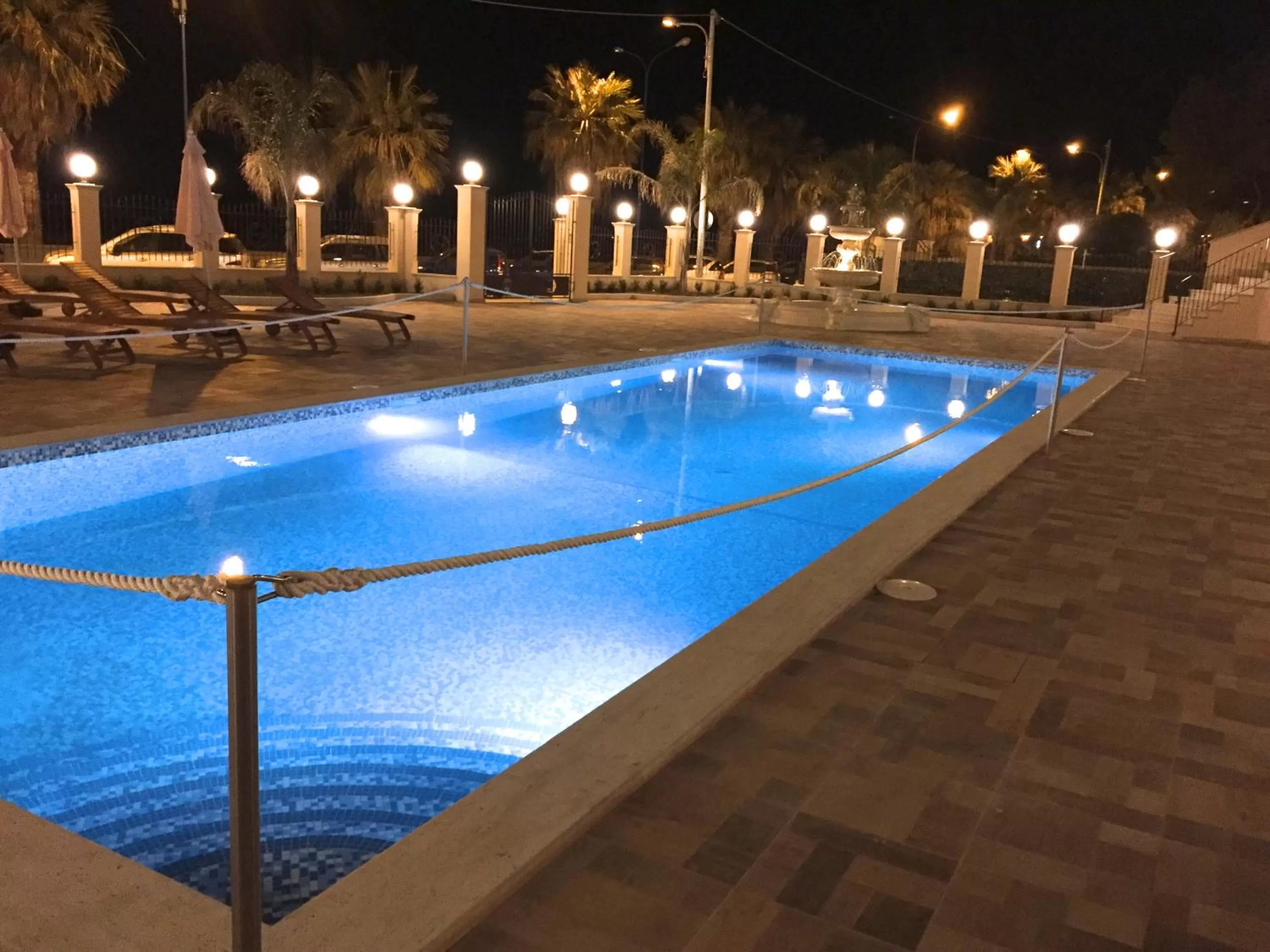 Swimming pool in Hotel Riviera Palace