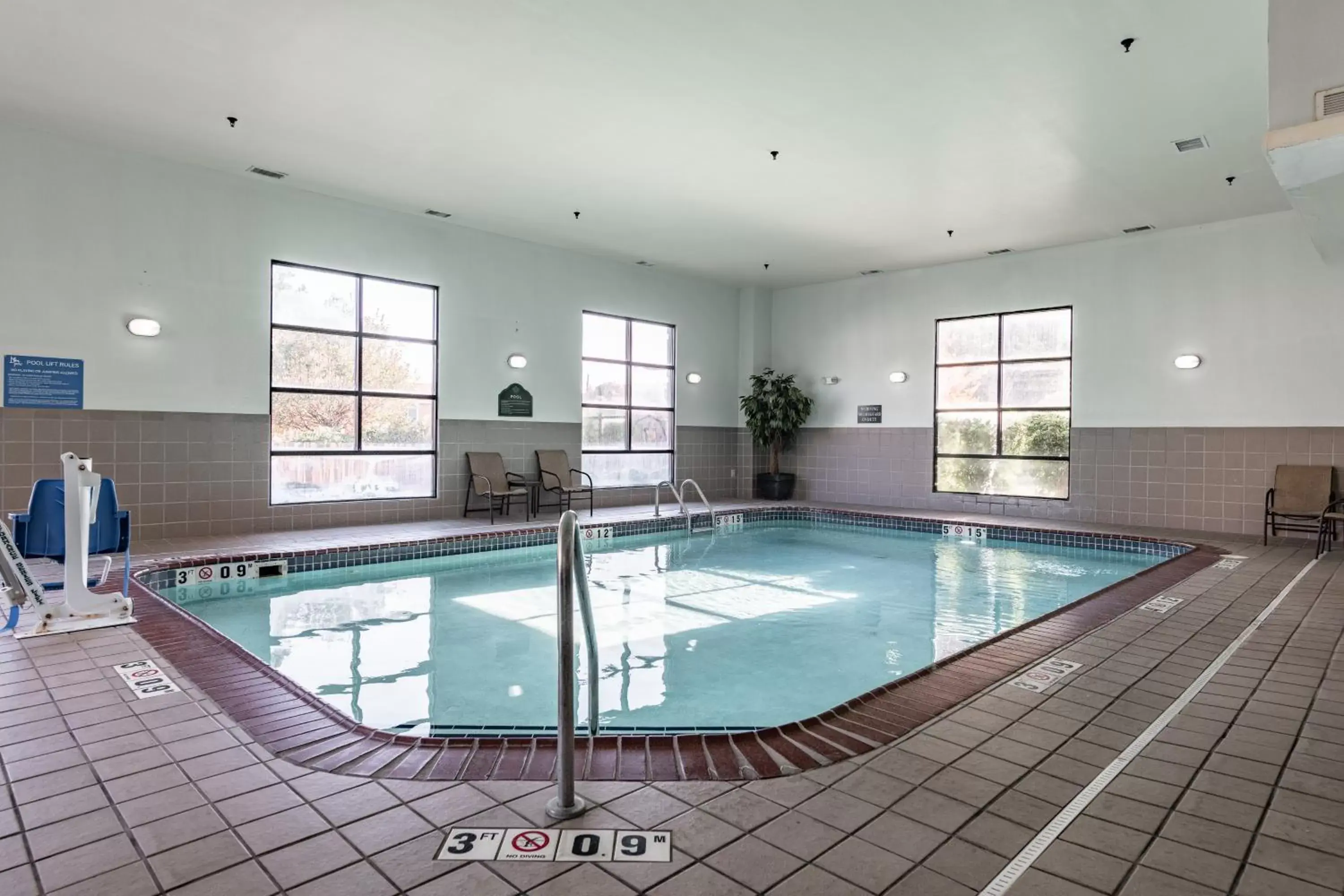 Swimming Pool in Wingate by Wyndham Parkersburg - Vienna