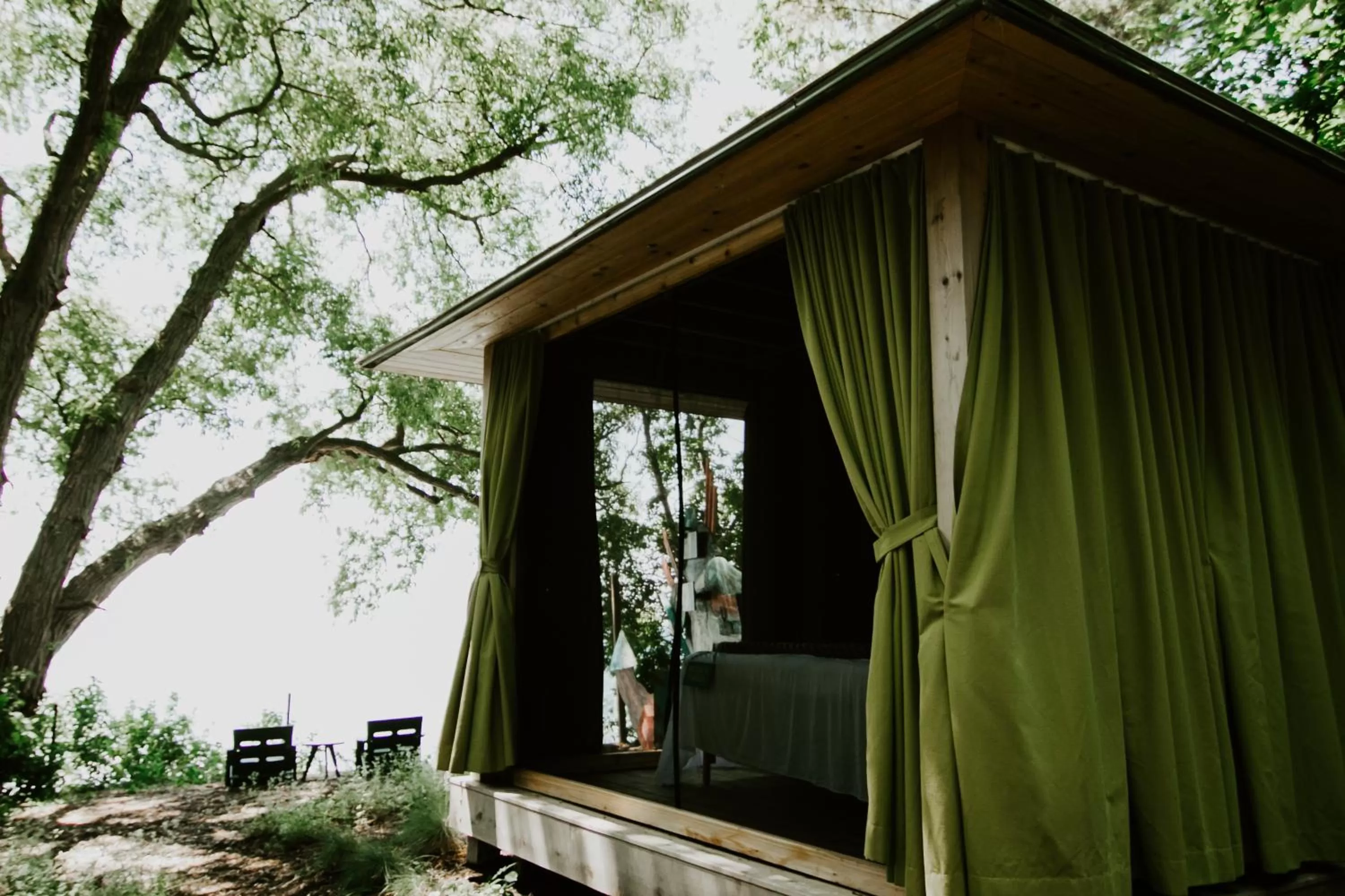 Drake Devonshire and Motor Inn