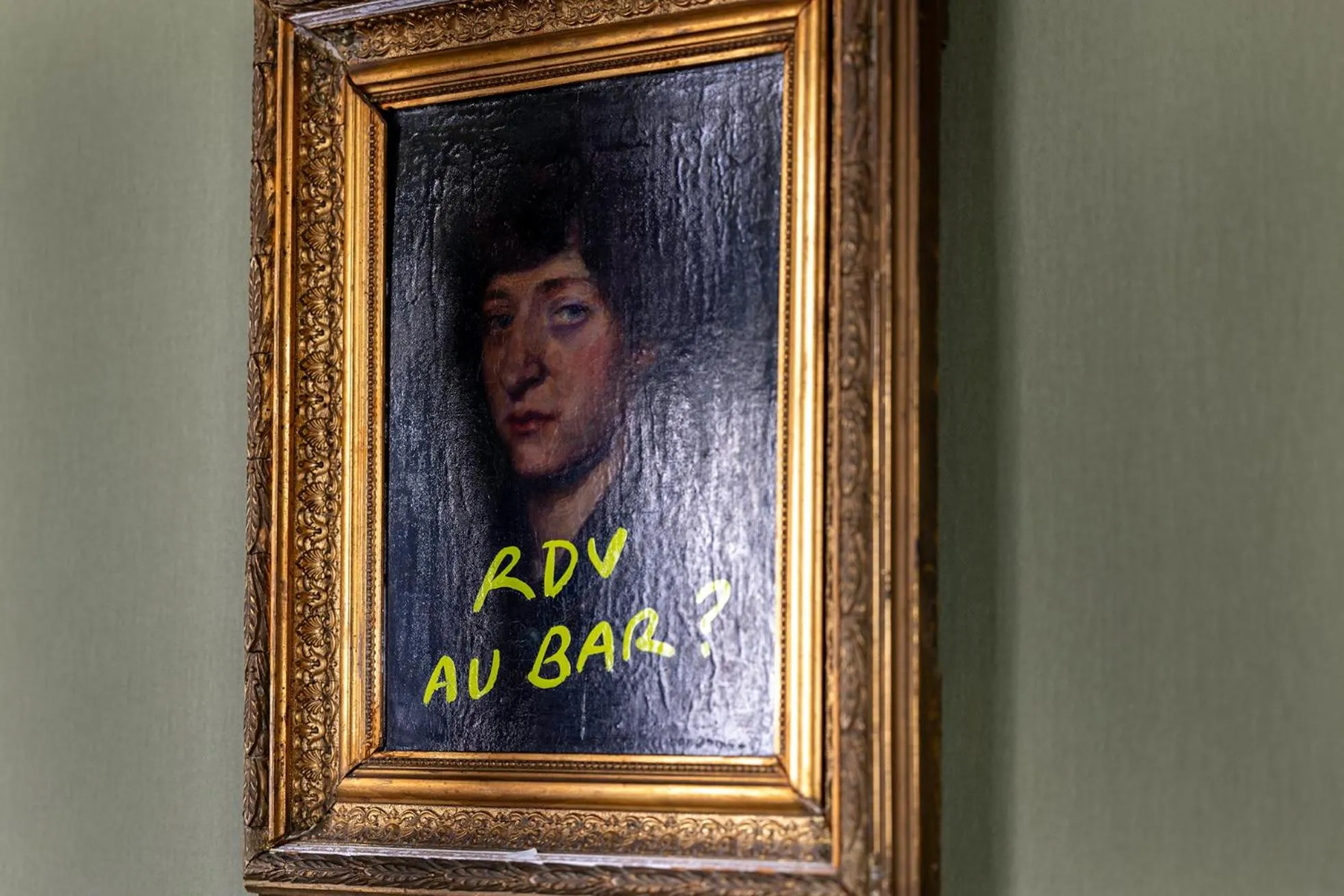 Decorative detail in Hôtel du Home Moderne