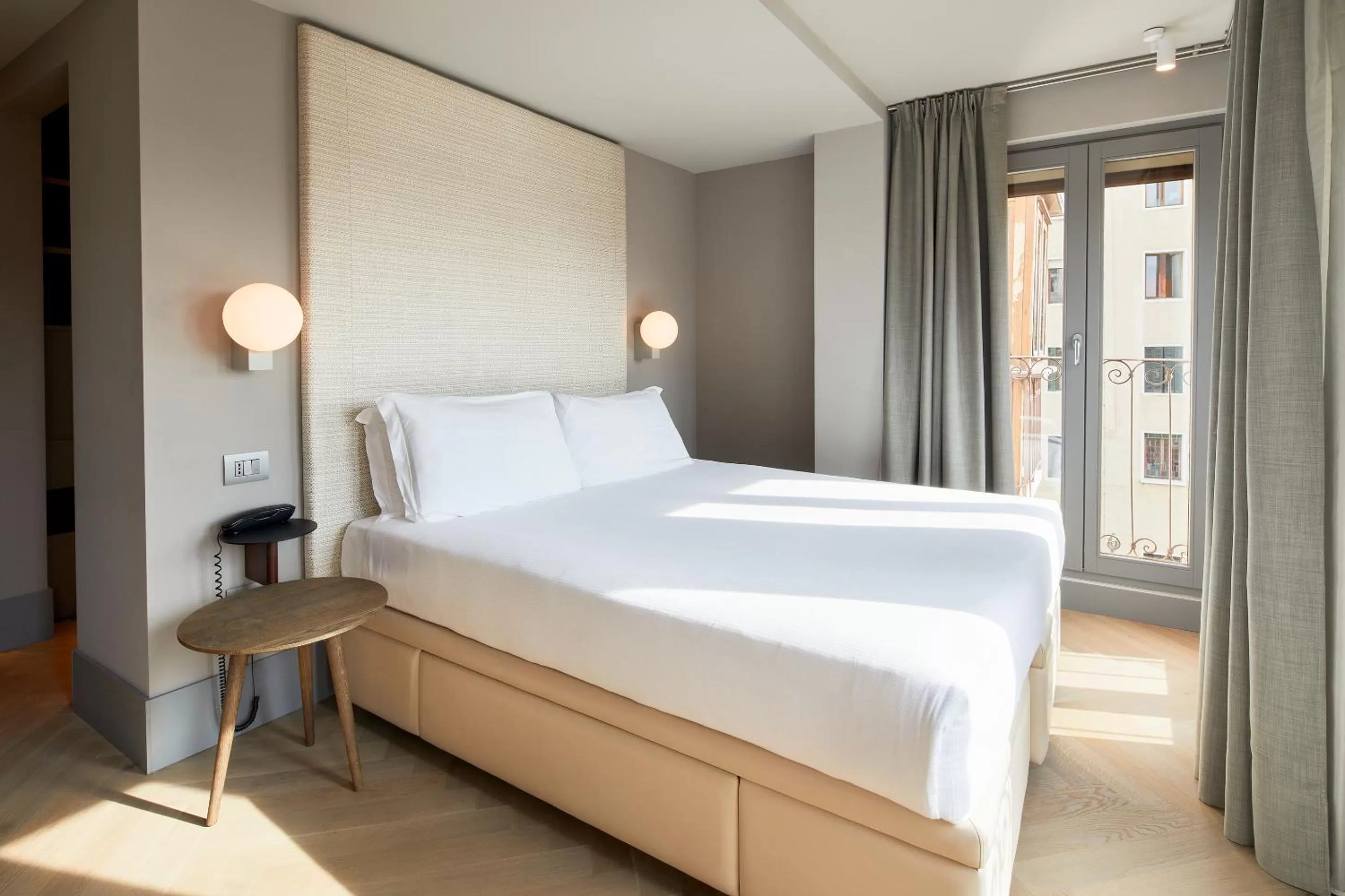 Photo of the whole room, Bed in Hotel Dei Dragomanni