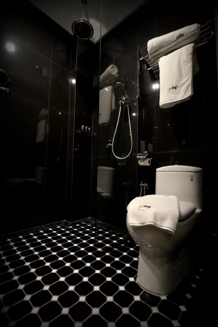 Bathroom in 1969 Business Suites @ Ipoh Garden