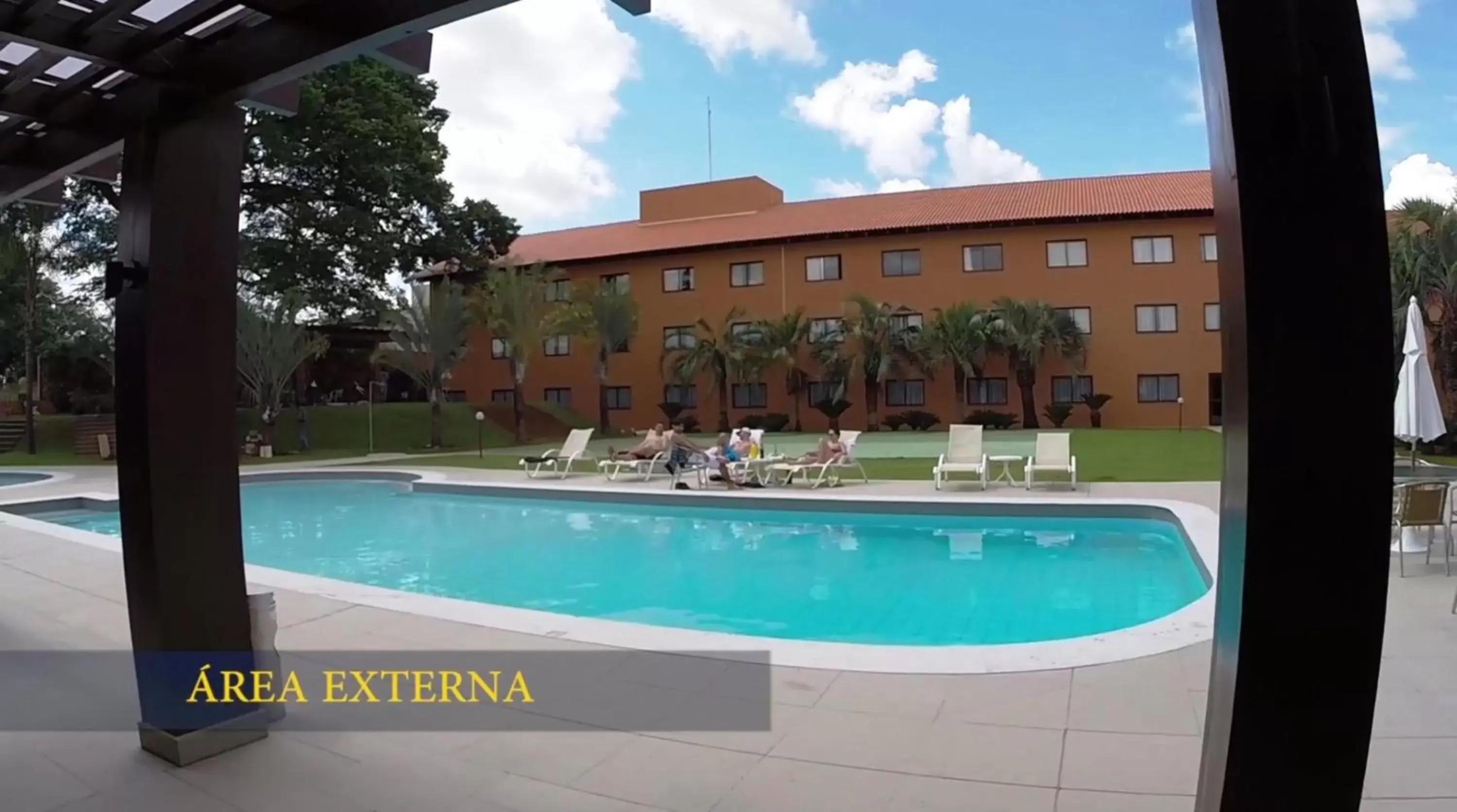 Swimming Pool in Novotel Campo Grande