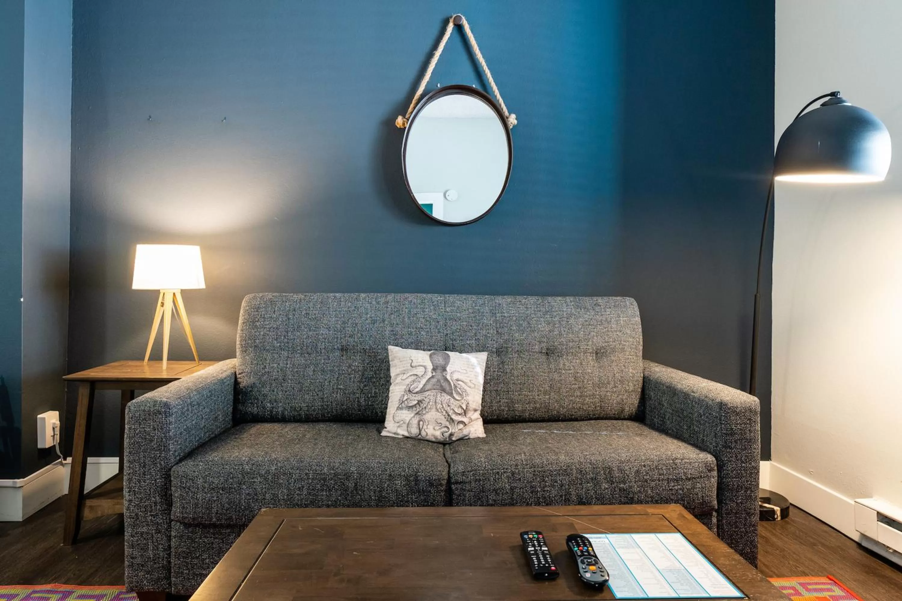 Apartment (Self Check-in with Virtual Front Desk) in Kasa The Oxford Apartments Seattle