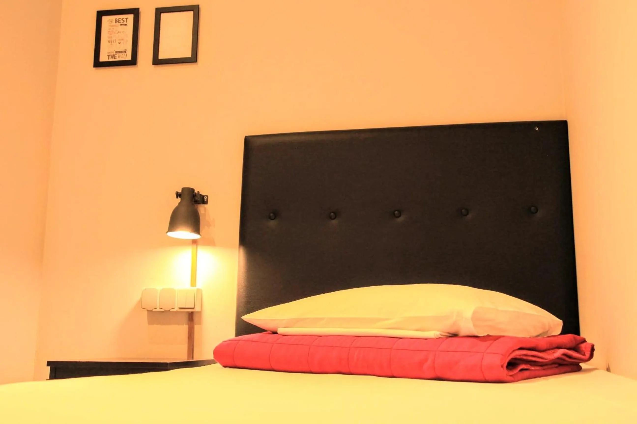 Single Room with Shared Bathroom in Buba House - Women Only Hostel