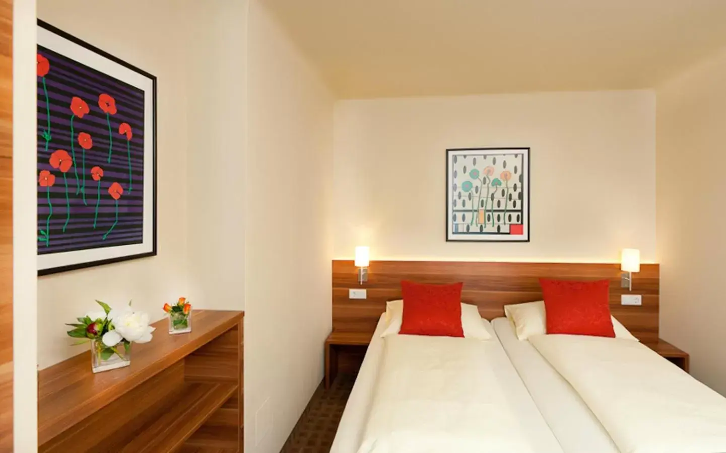 Photo of the whole room, Bed in Hotel Astoria Photo of the whole room, Bed in Hotel Astoria