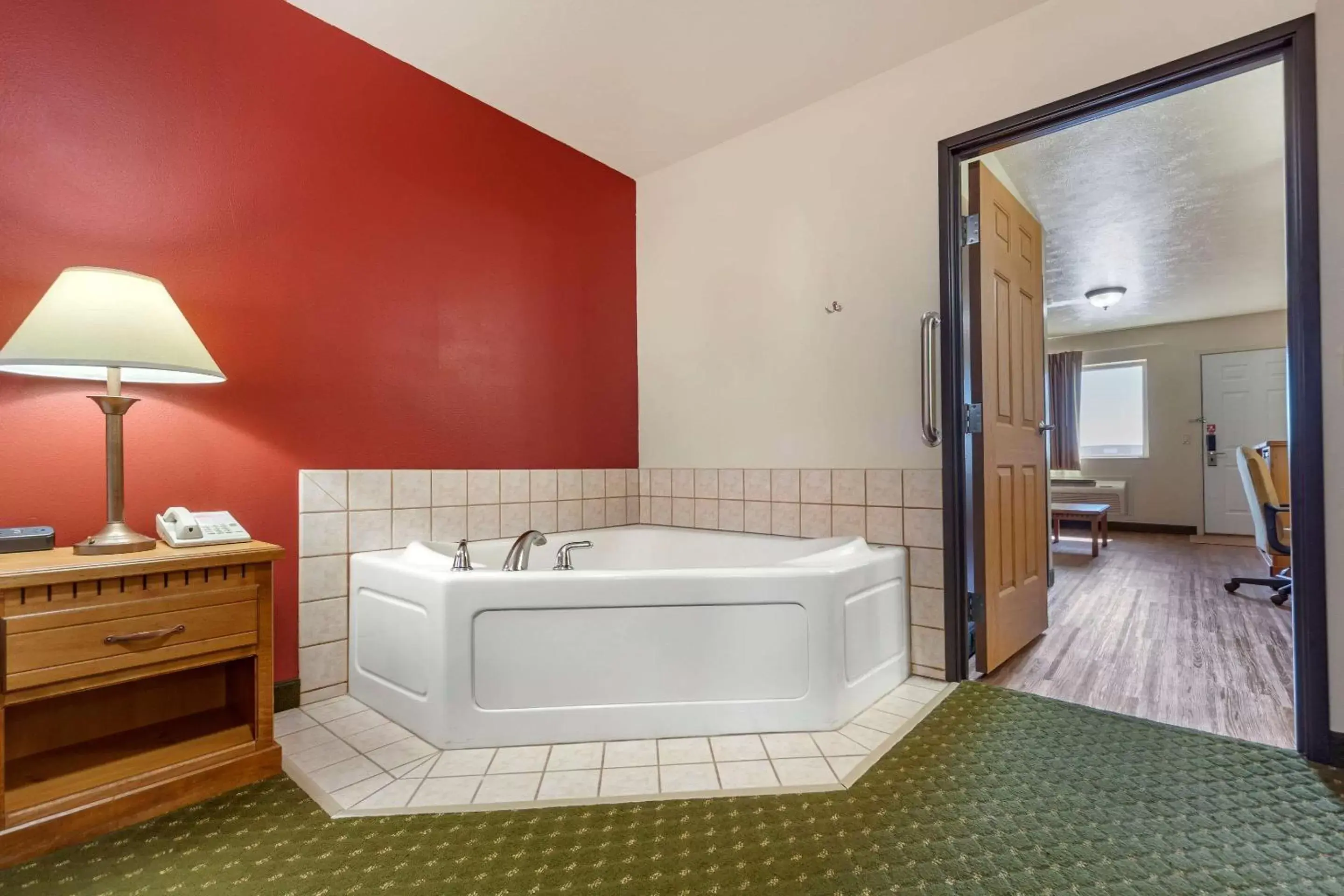 Photo of the whole room, Bathroom in Harmony Inn & Suites