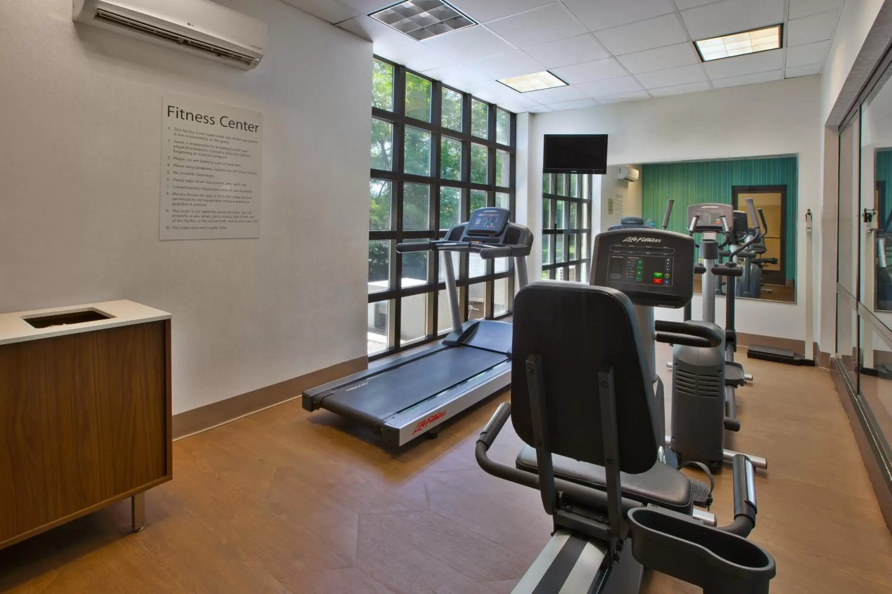Fitness centre/facilities, Fitness Center/Facilities in Holiday Inn Express Hotel & Suites Cincinnati Northeast-Milford, an IHG Hotel