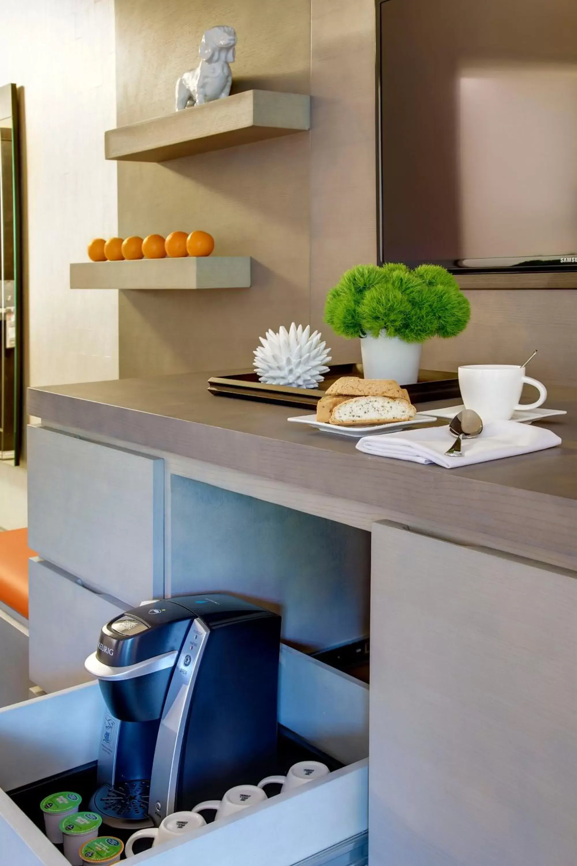 Kitchen/Kitchenette in Hotel Zero Degrees Norwalk