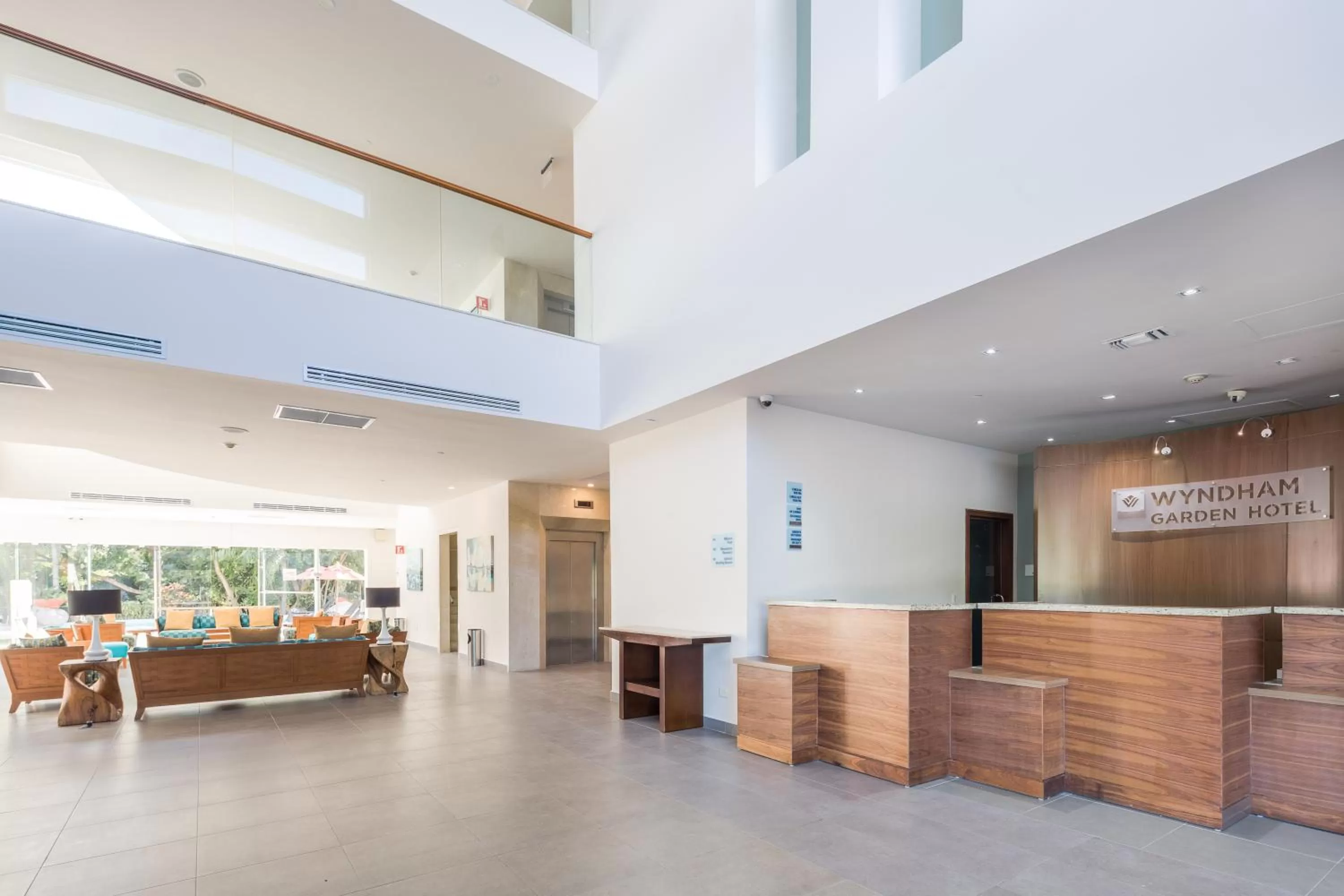 Lobby or reception in Wyndham Garden Playa del Carmen