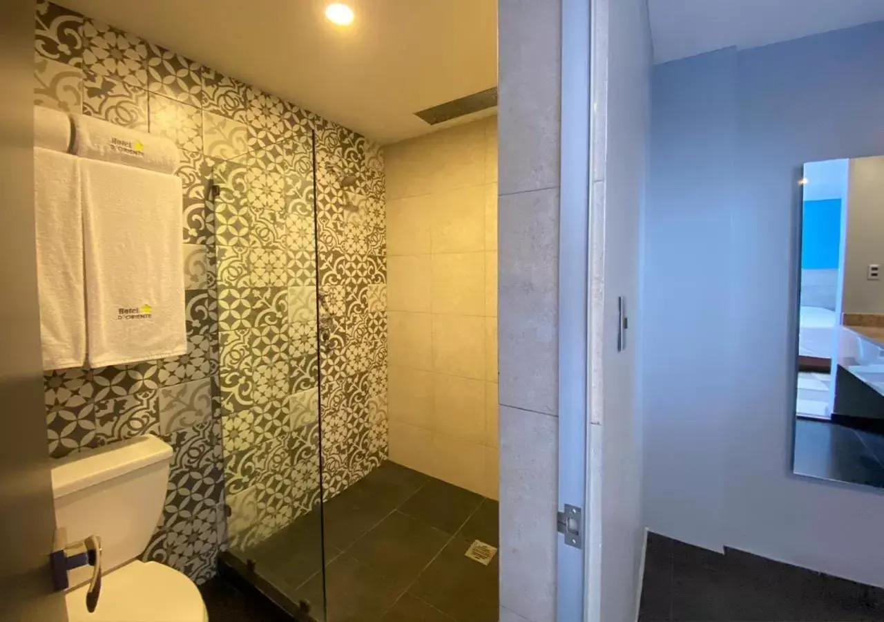 Bathroom in Hotel Estrella de Oriente