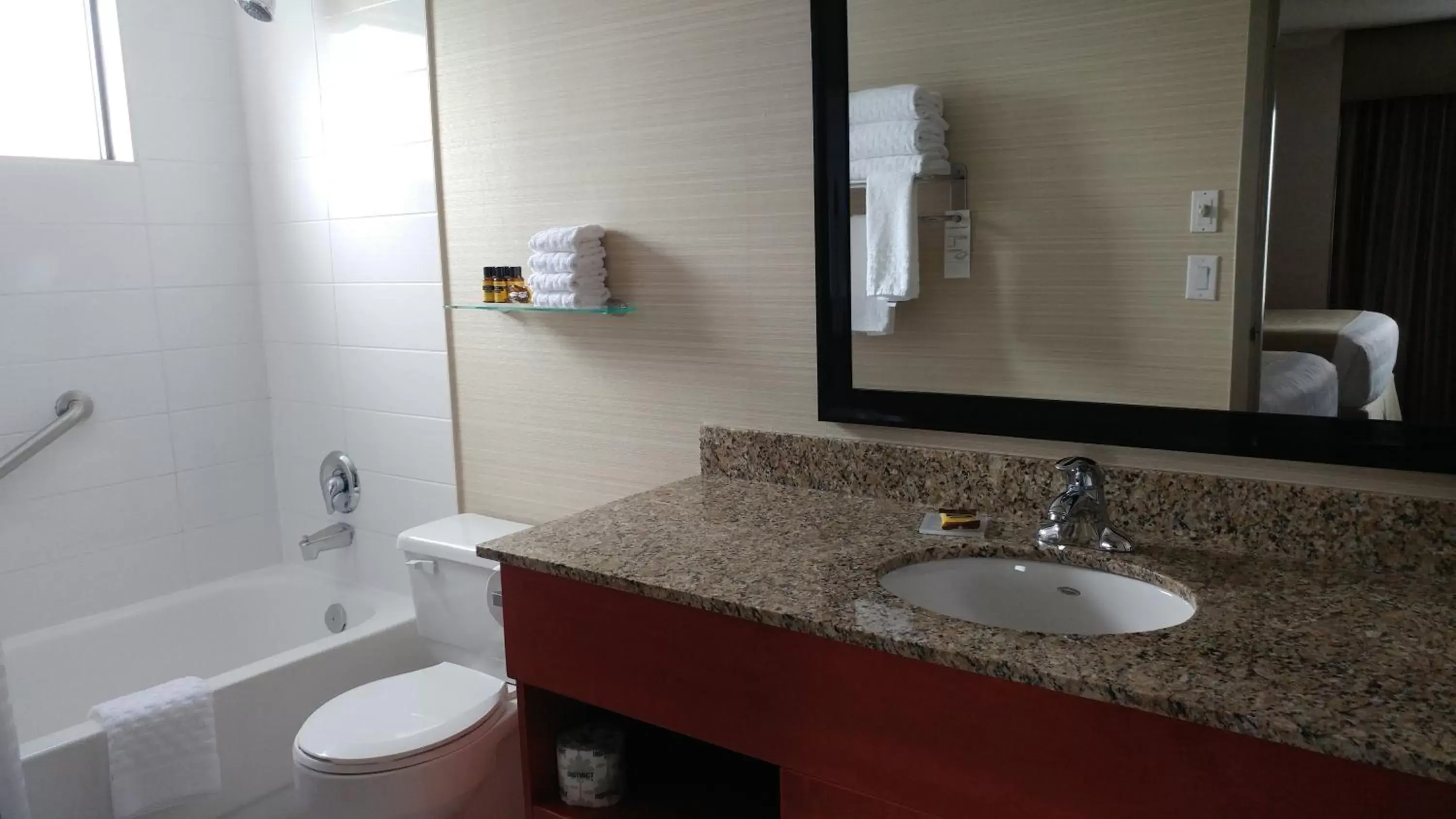 Shower, Bathroom in Best Western Plus Rose City Suites