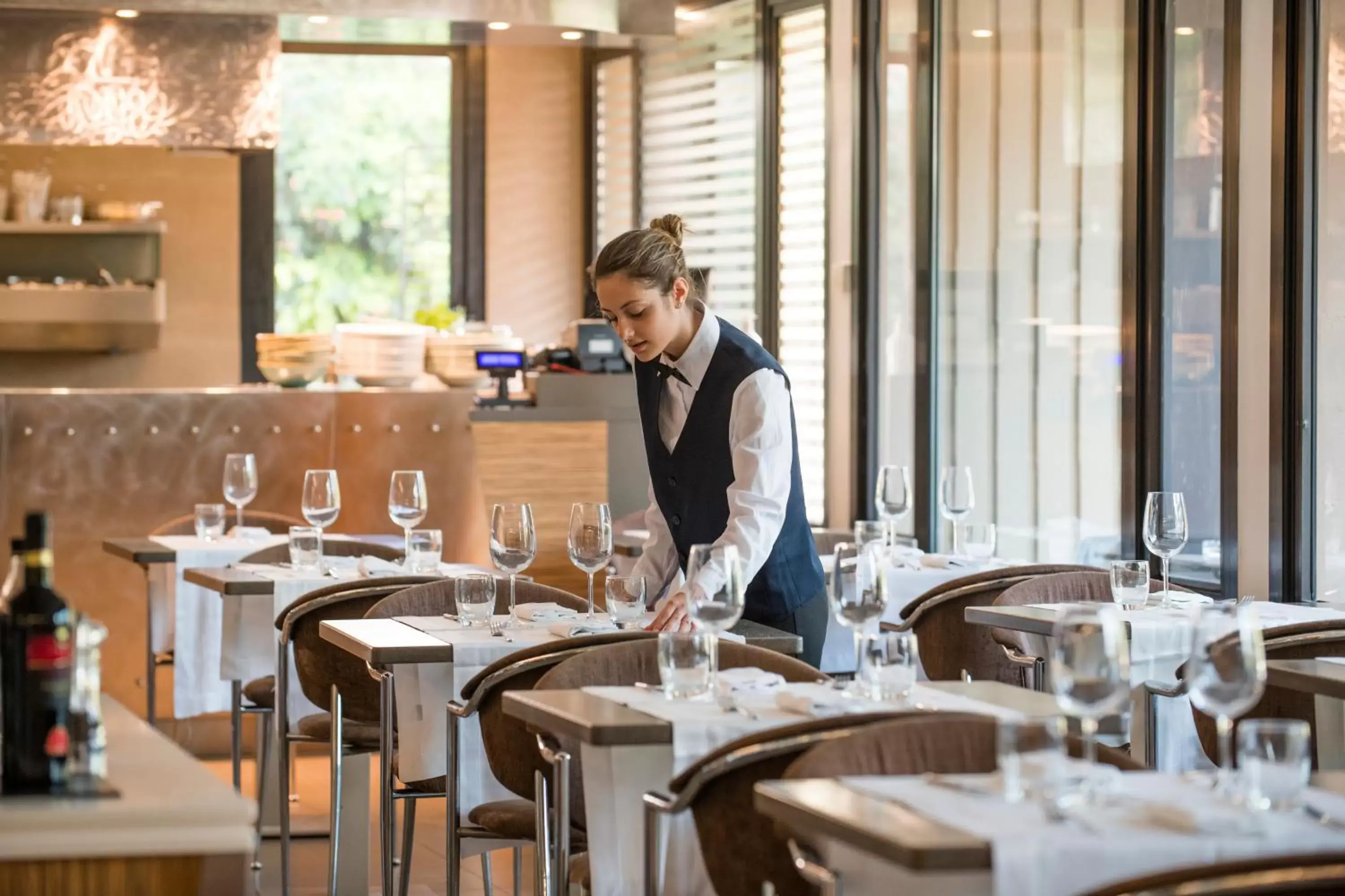 Staff, Restaurant/Places to Eat in Mercure Villa Romanazzi Carducci Bari