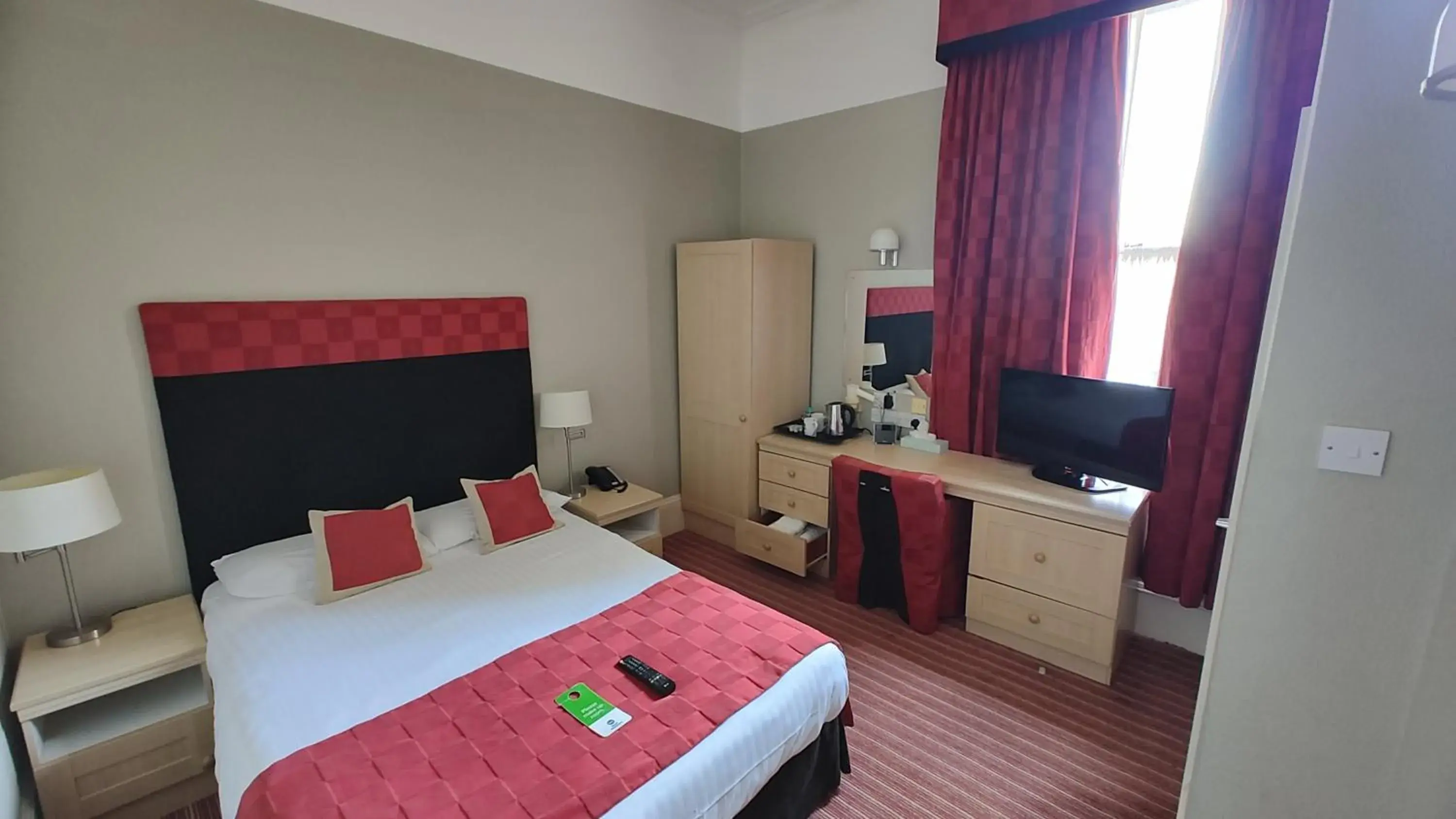 Small Double Room - Non-Smoking in Best Western York House Hotel