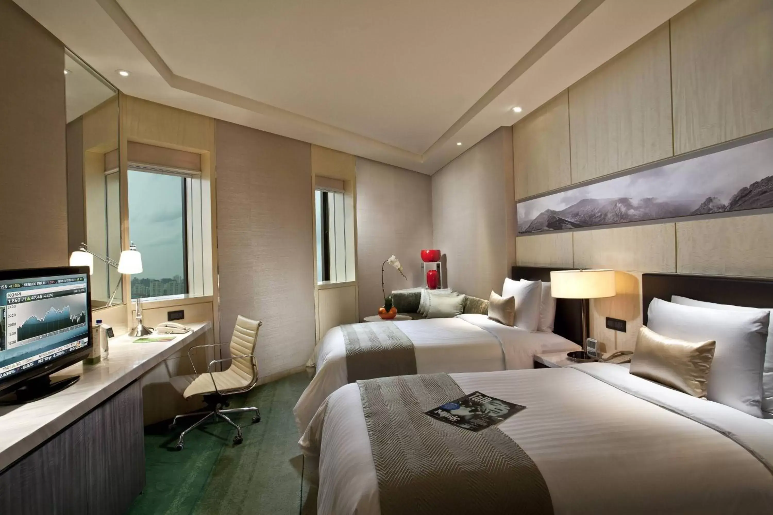 Photo of the whole room in Courtyard By Marriott Shanghai Pudong