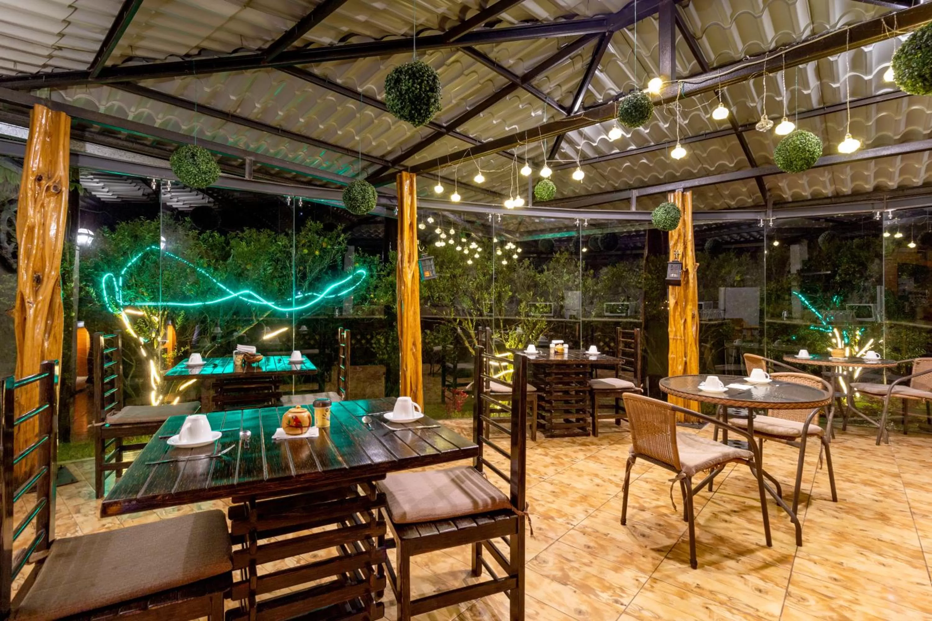 Restaurant/places to eat in Aldea Real Eco Friendly