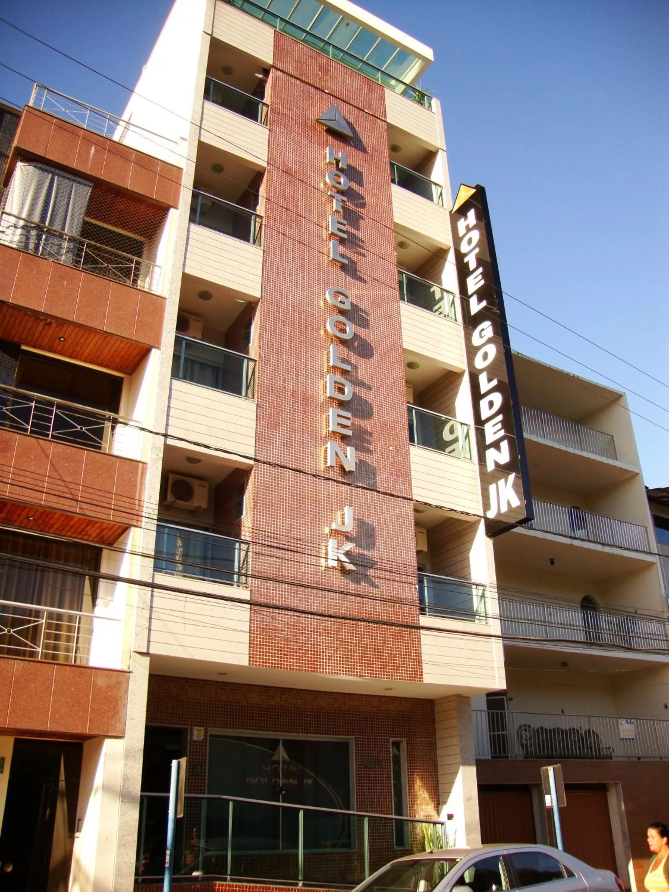 Facade/entrance in Hotel Golden JK