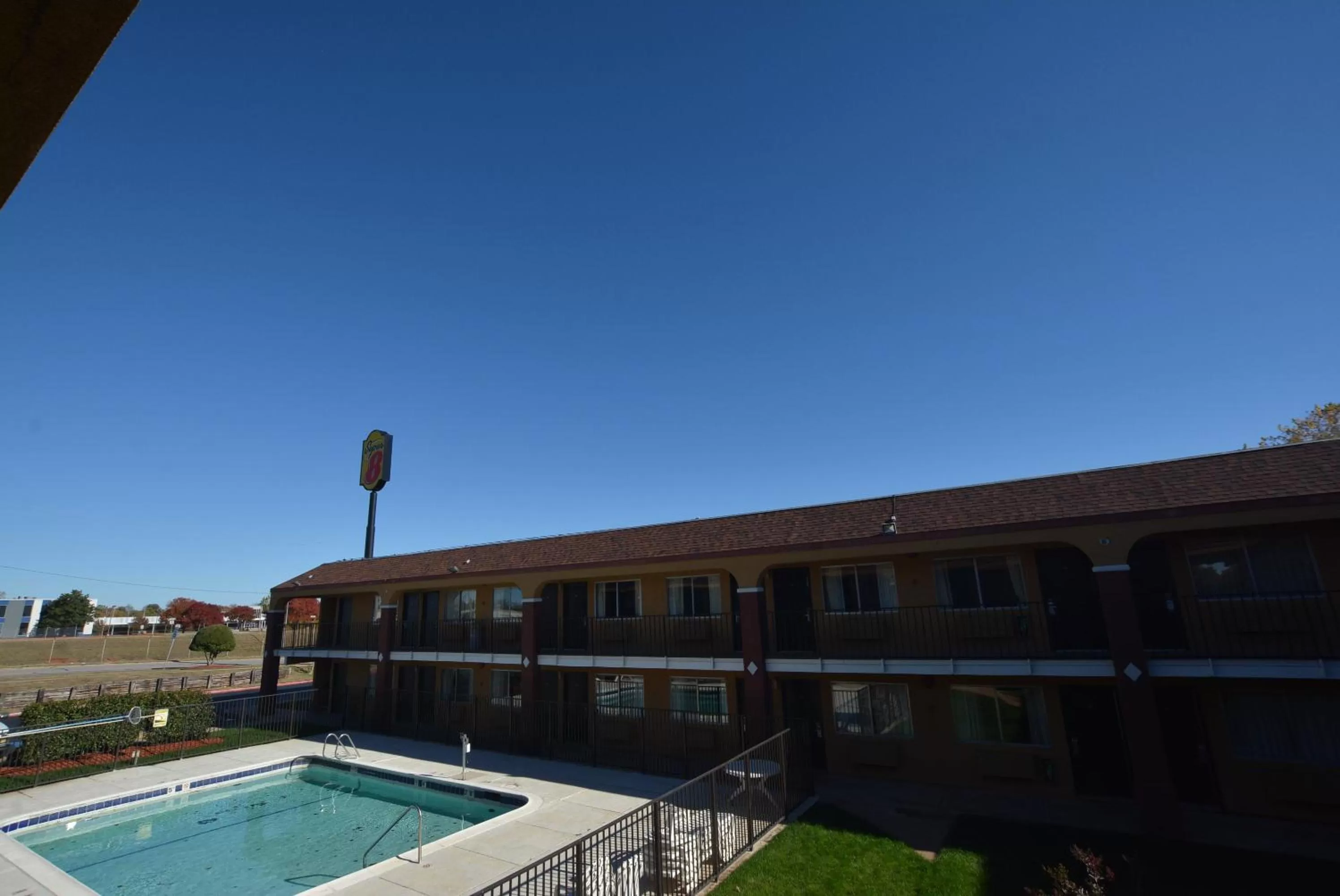 Swimming pool in Super 8 by Wyndham Midwest City OK