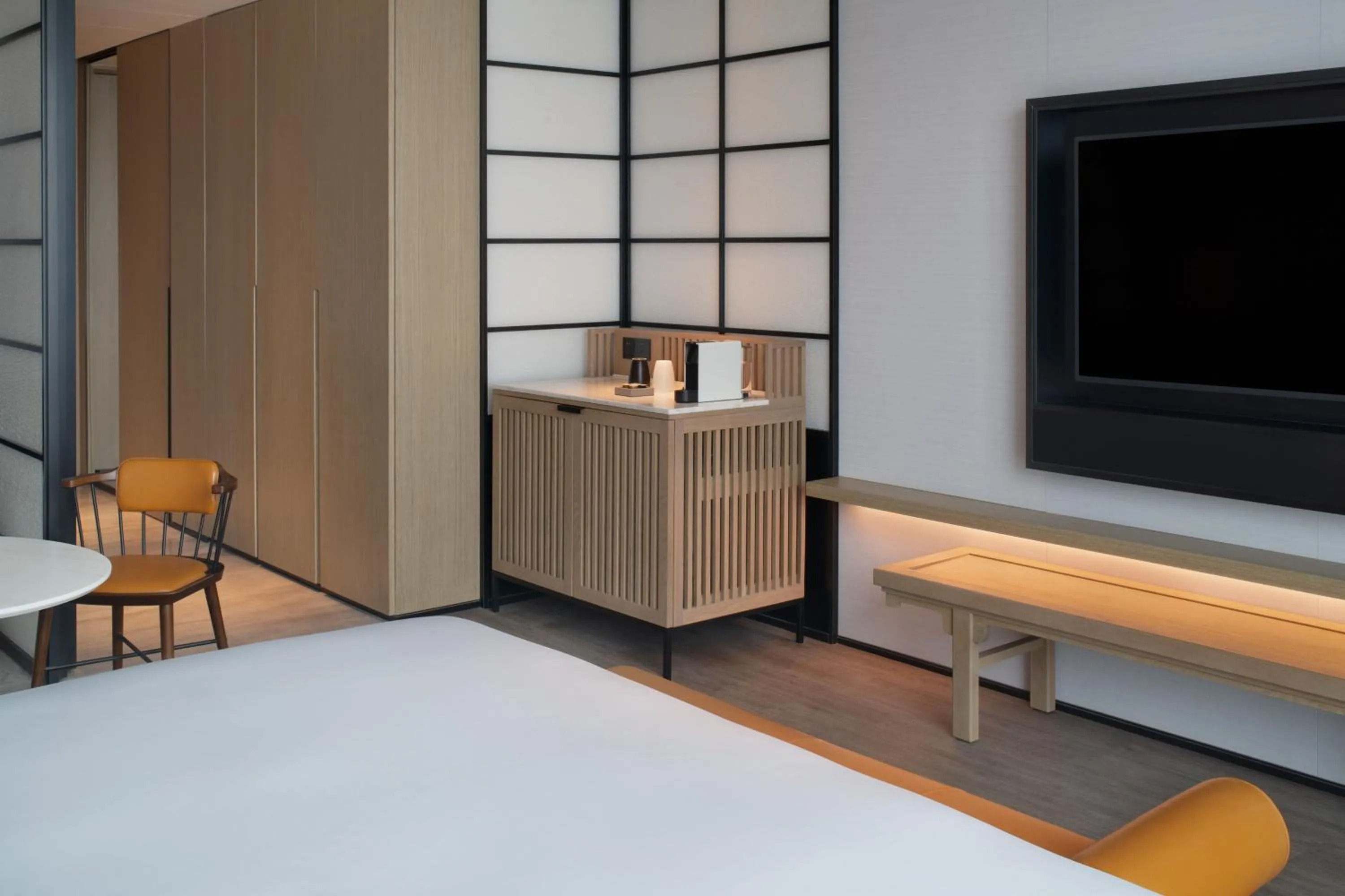 Photo of the whole room, Bed in Sheraton Xi'an Chanba