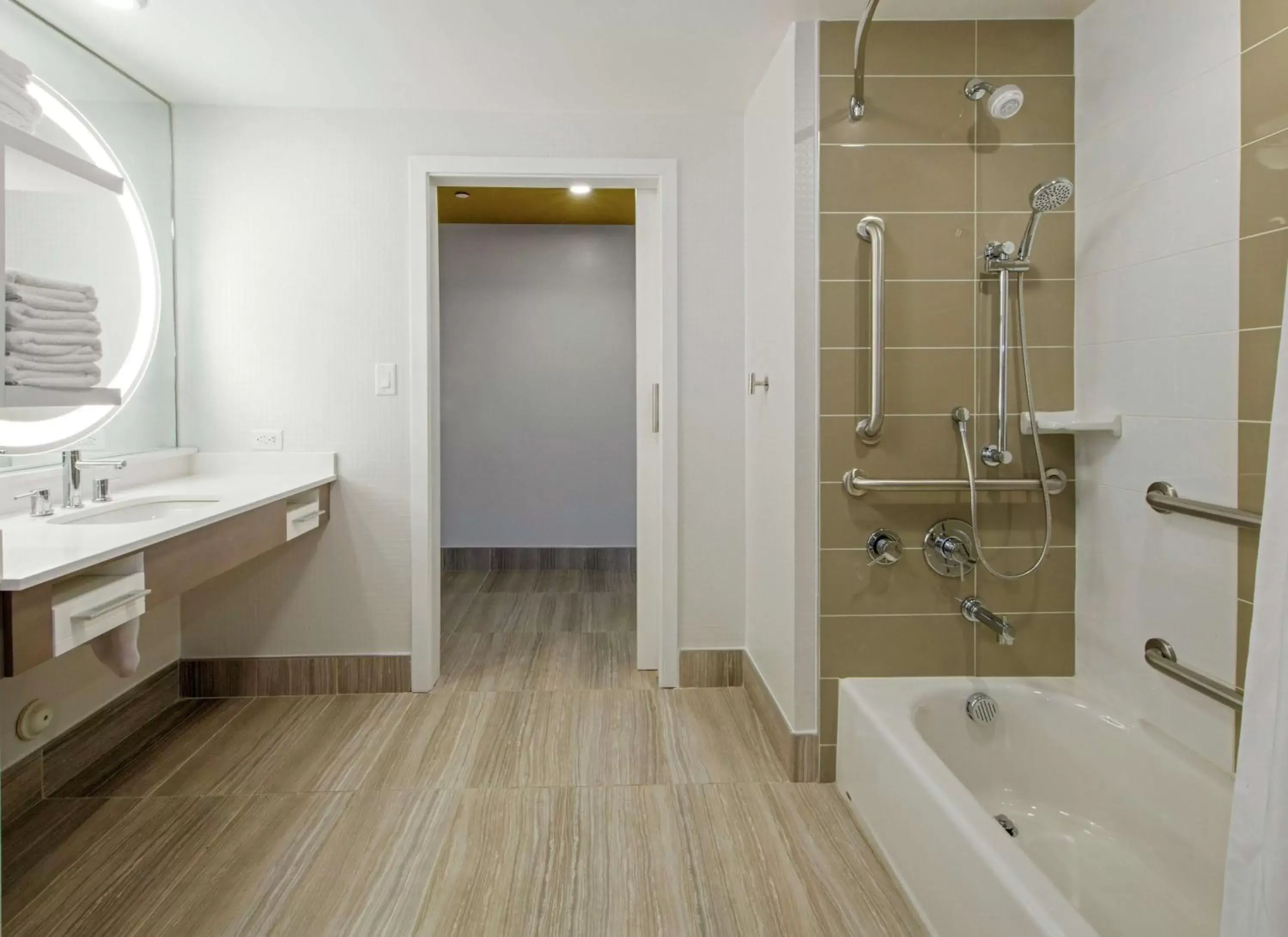 Bathroom in Hampton Inn & Suites Raleigh-Durham Airport-Brier Creek