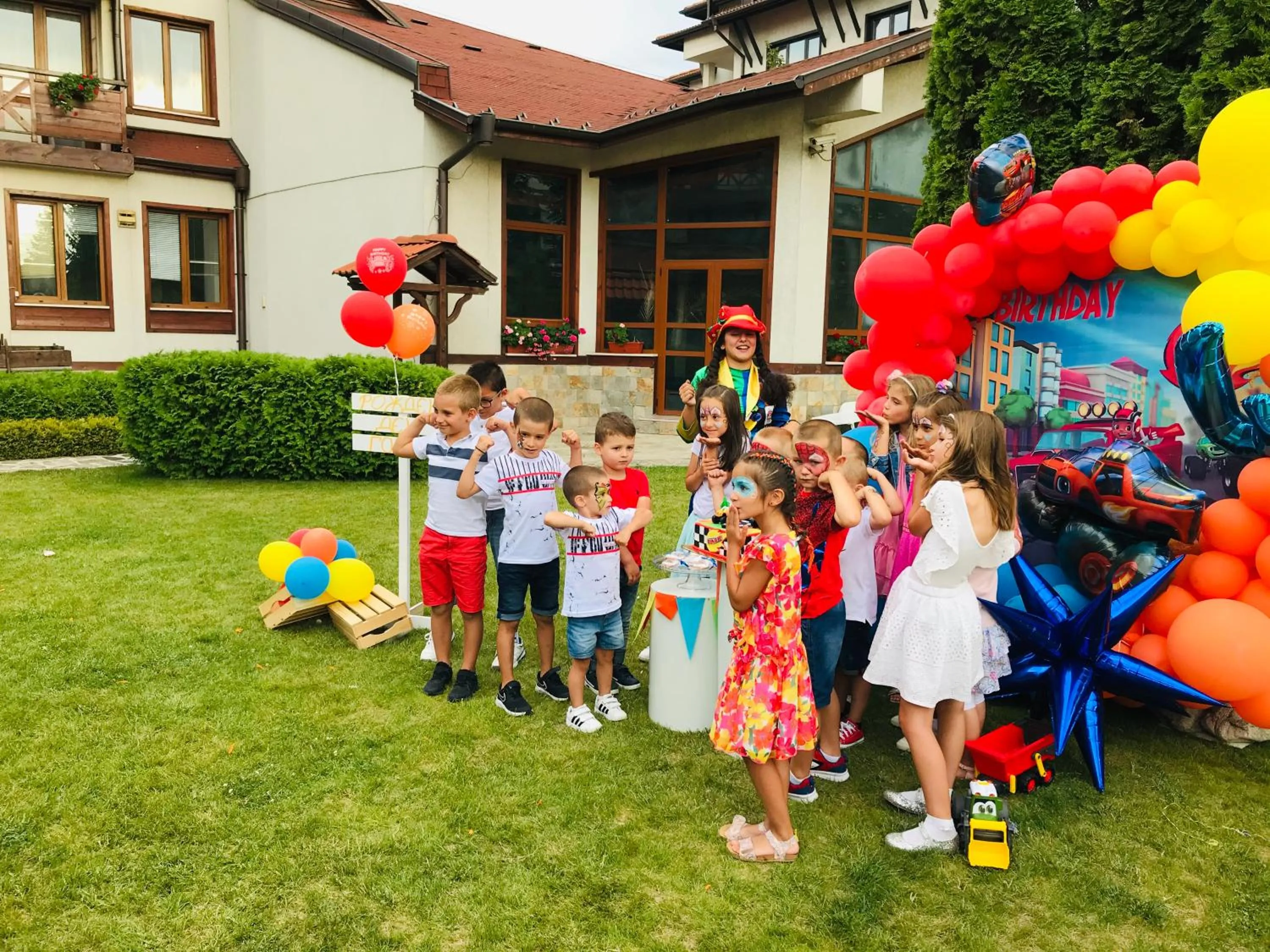 Garden in Evelina Palace Hotel