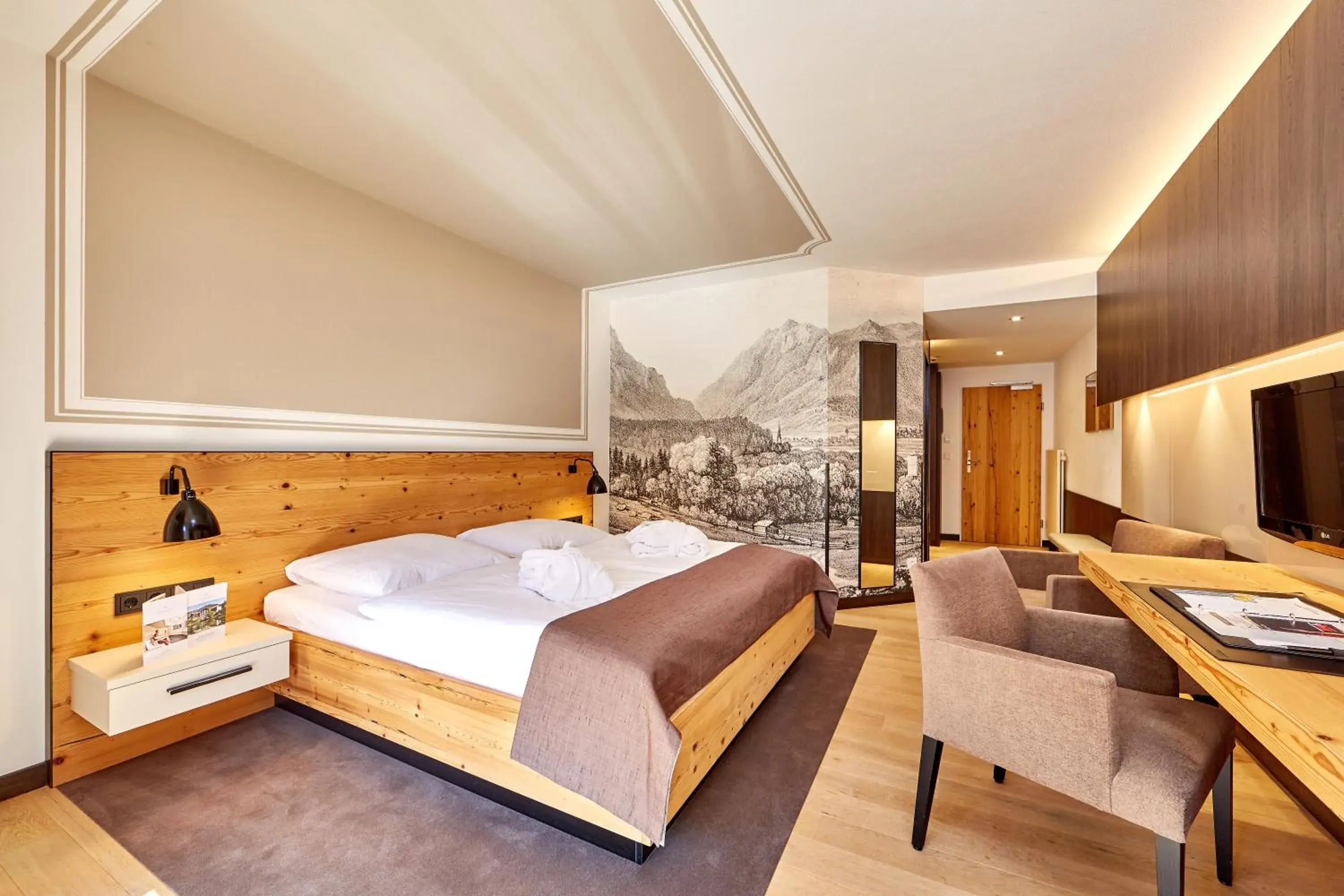 Bed in Hotel am Badersee