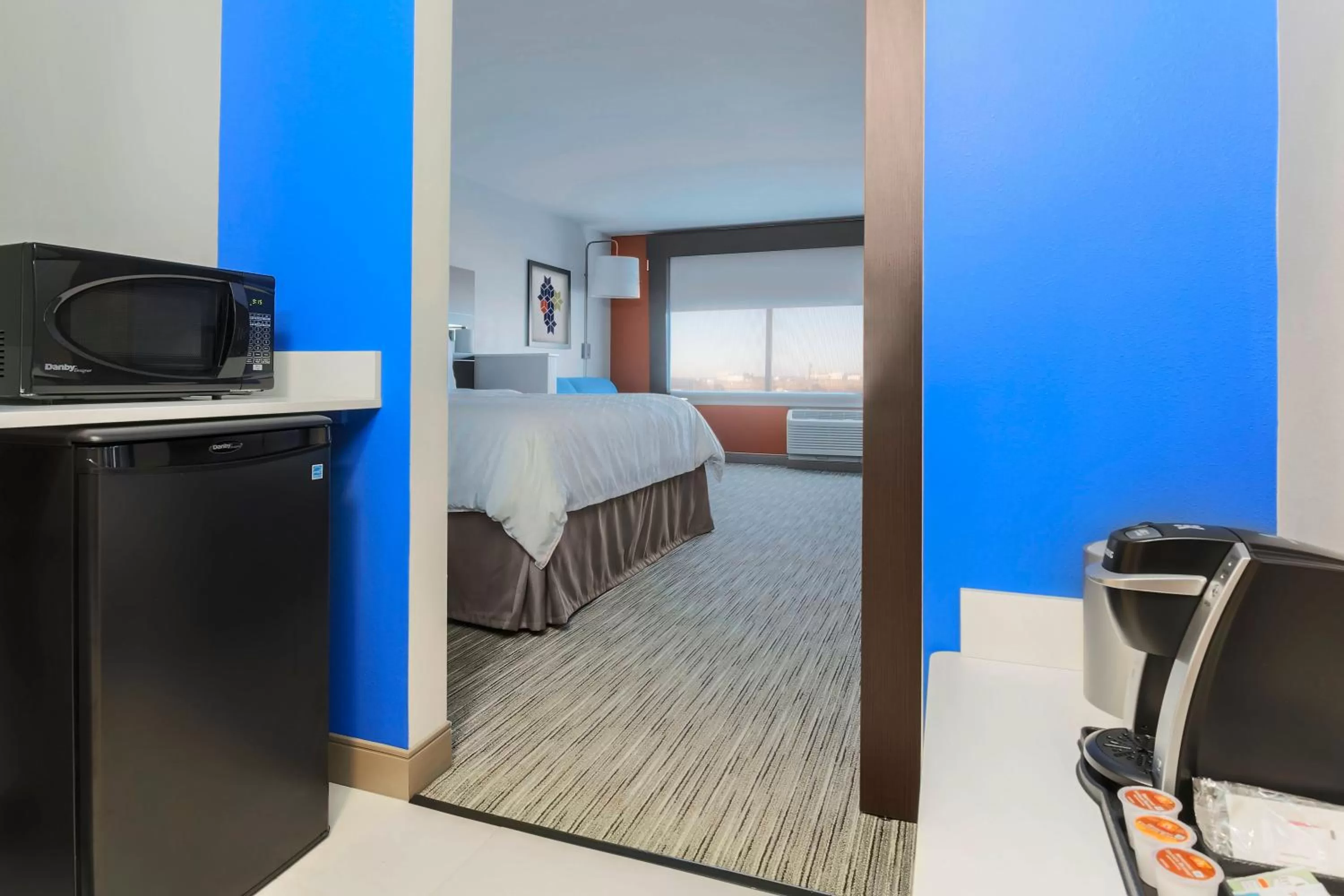 Bedroom, Bed in Holiday Inn Express & Suites Chicago O'Hare Airport by IHG