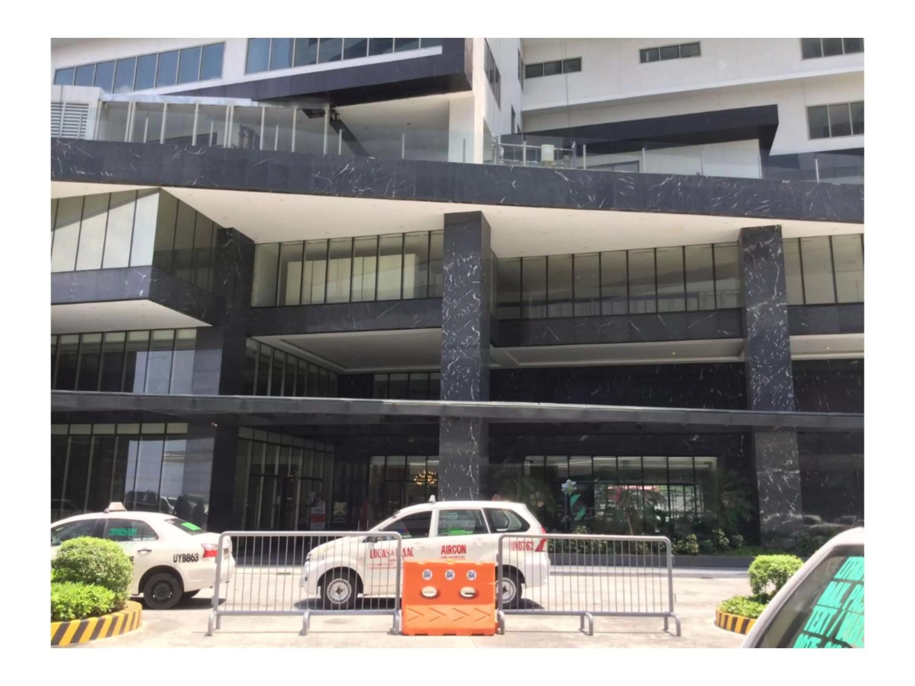 Facade/entrance, Property Building in Capital O 804 The Residences at Bonifacio Civic Center