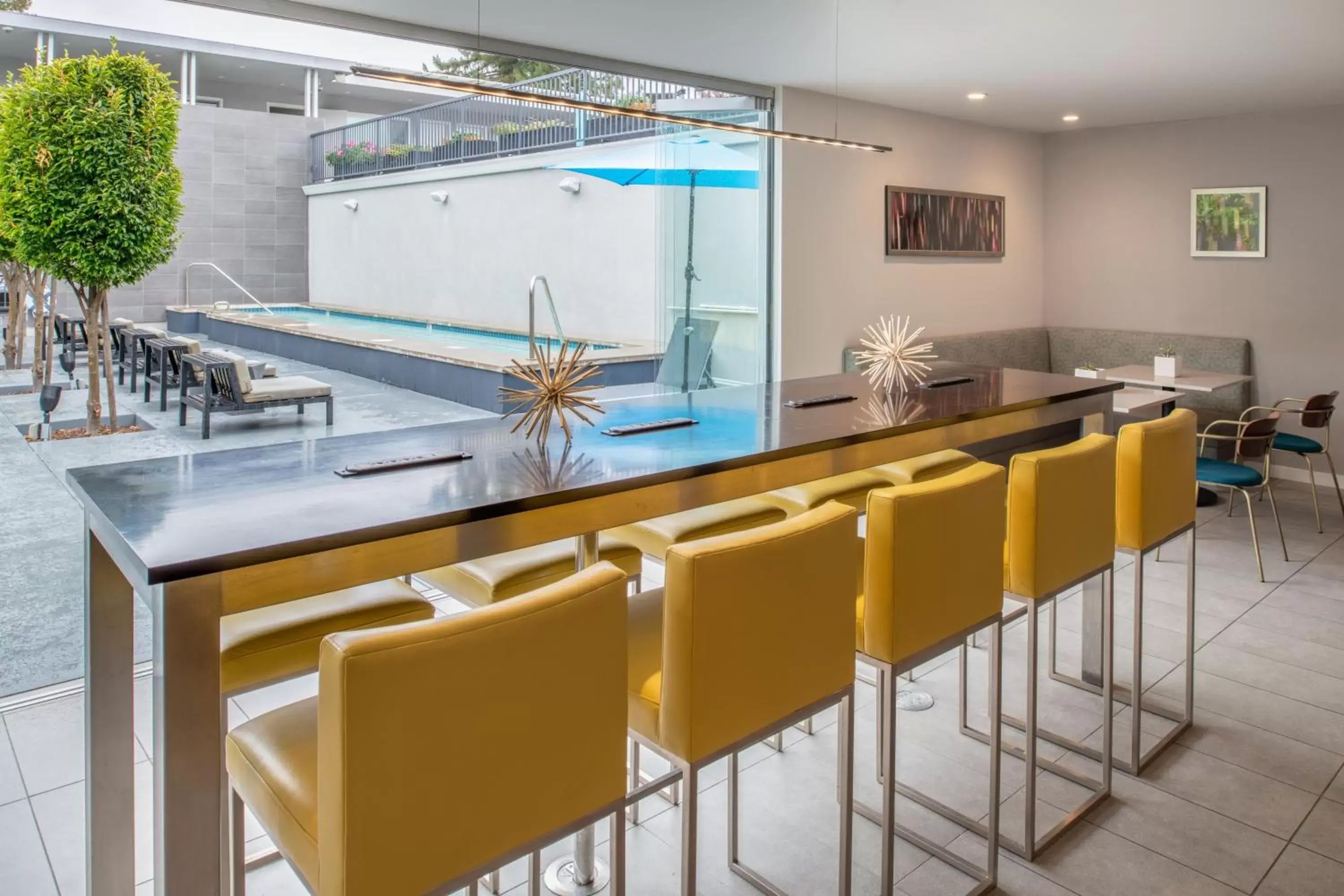 Property building in Hotel Lucent Property building in Hotel Lucent