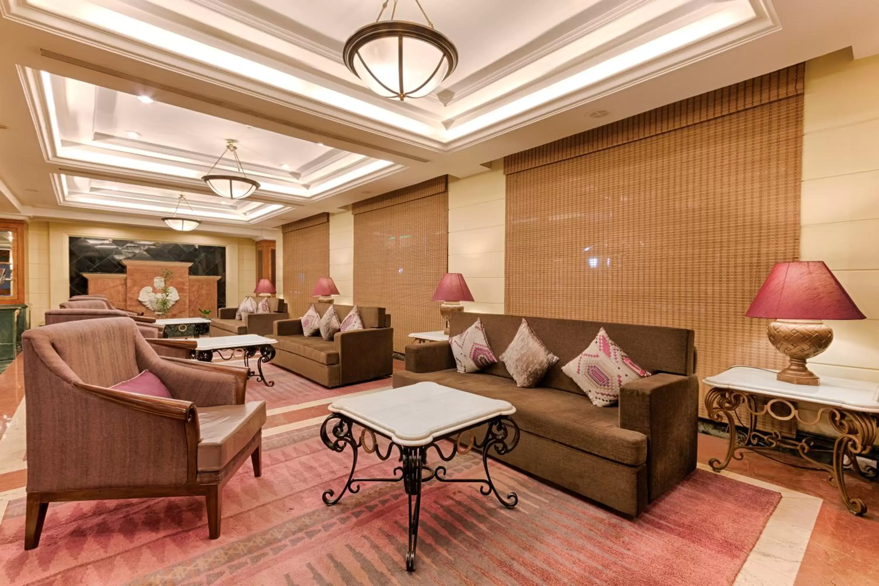 Lobby or reception, Seating Area in Quality Hotel D V Manor
