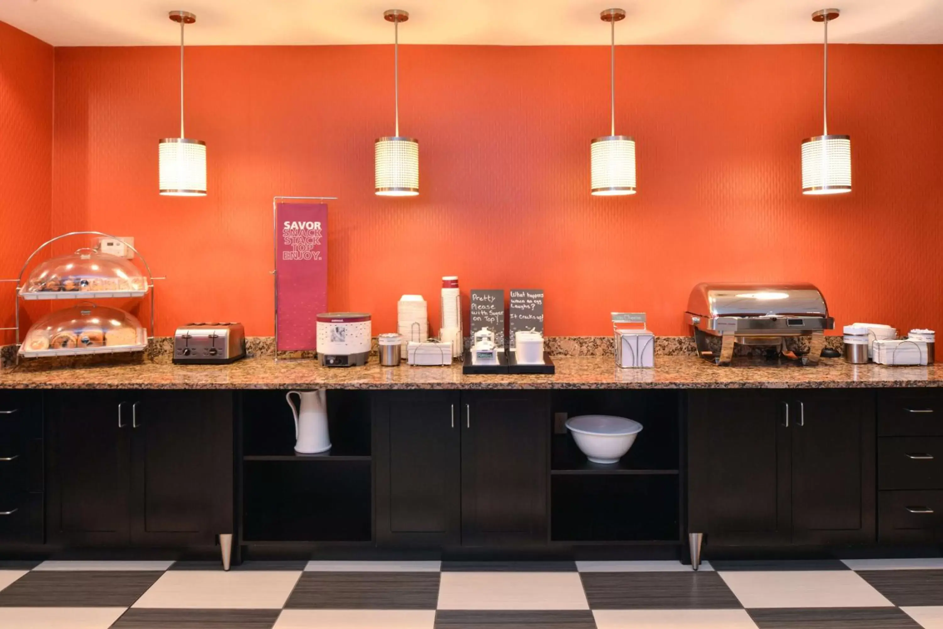 Breakfast, Restaurant/Places to Eat in Hampton Inn & Suites Albuquerque-Coors Road