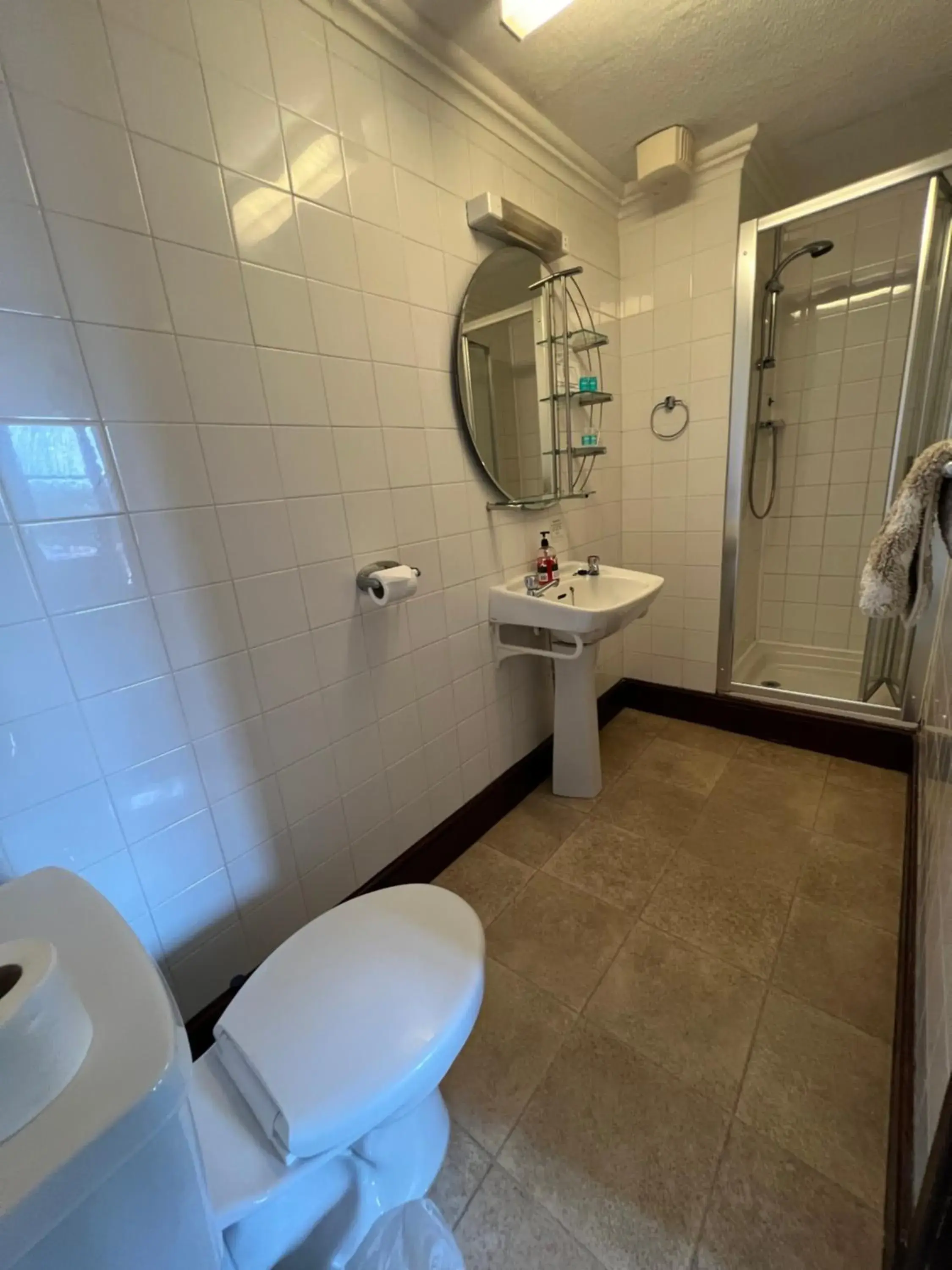 Bathroom in Georgian House Hotel