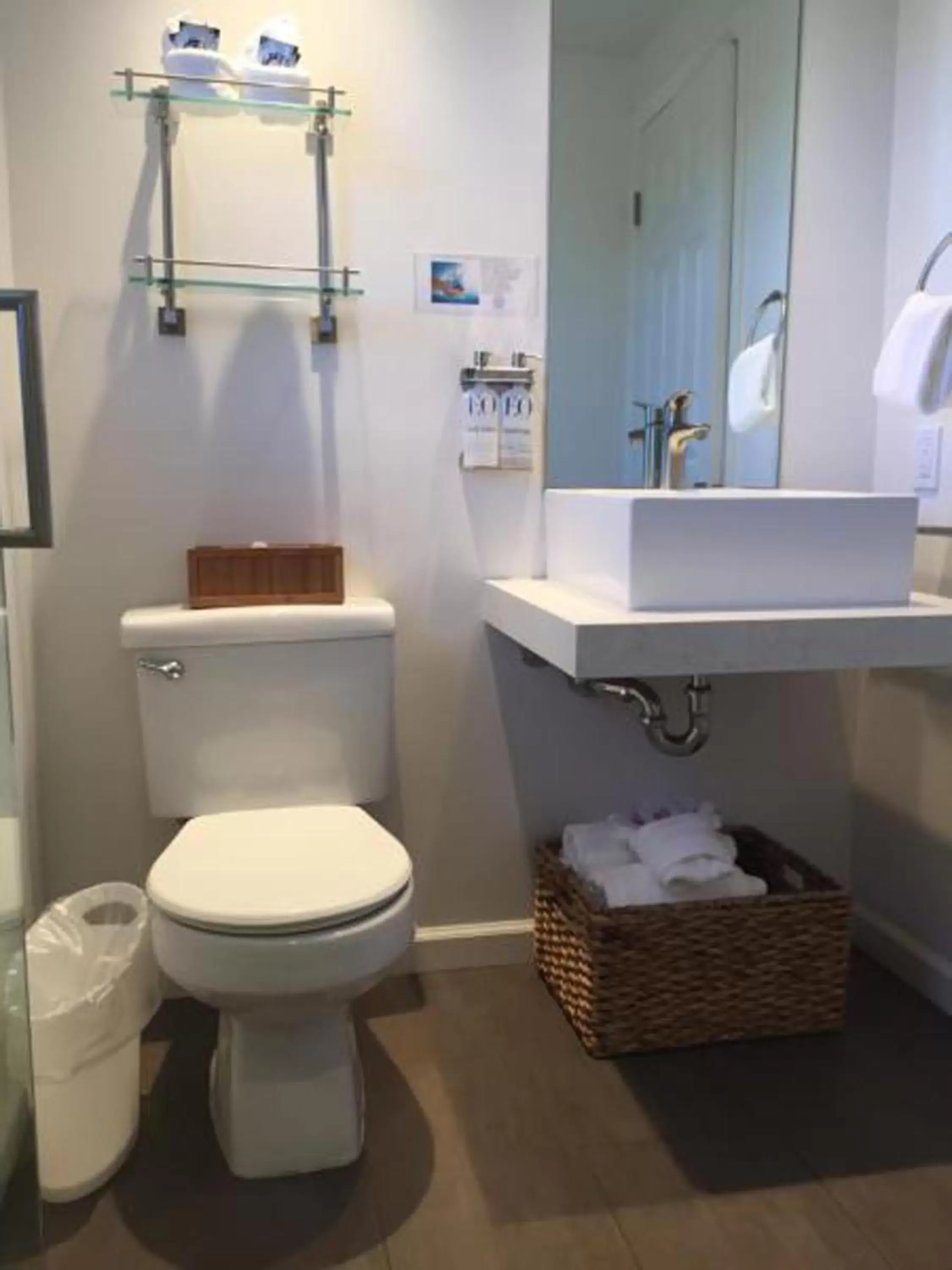 Toilet, Bathroom in Blue Sands Inn, A Kirkwood Collection Hotel