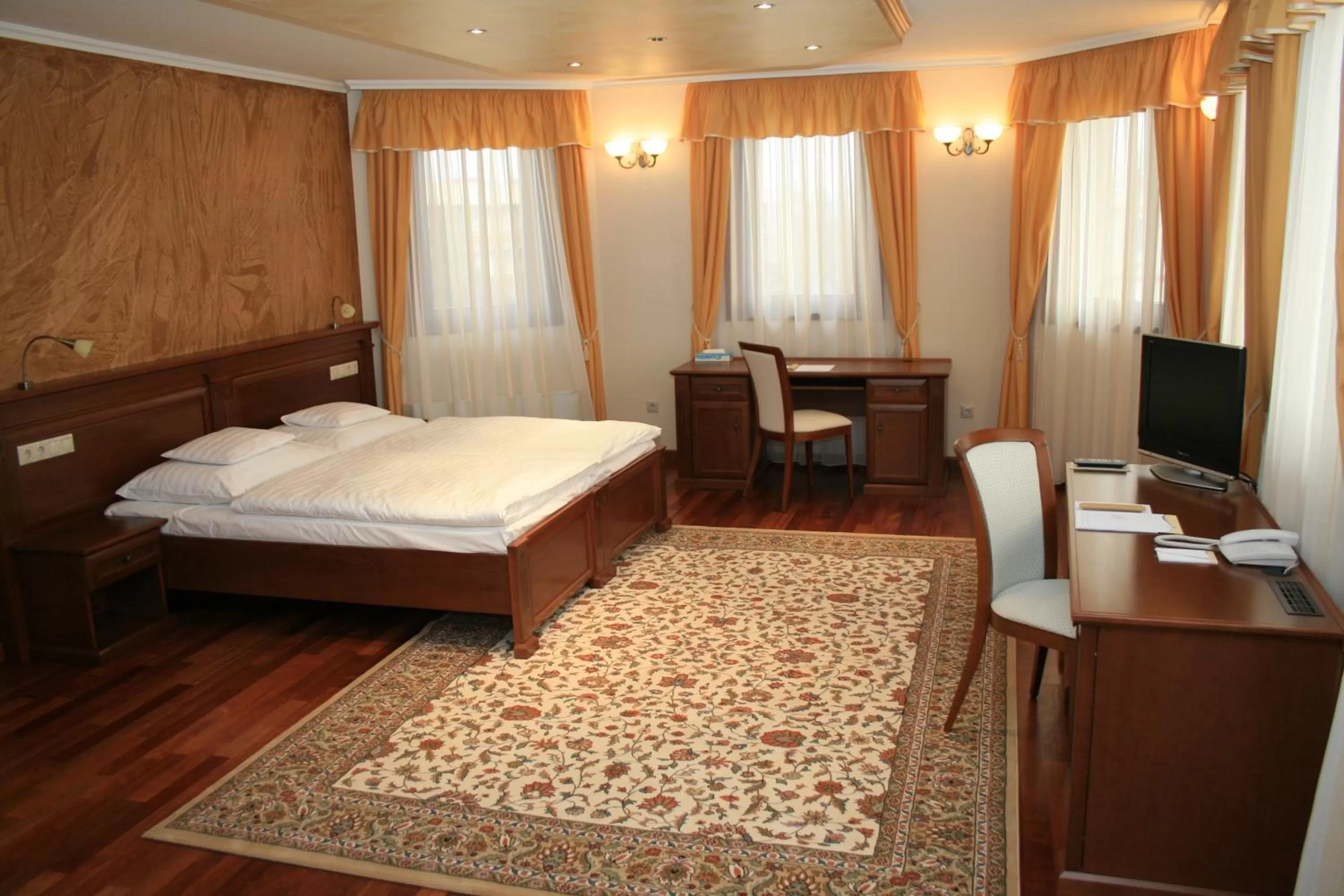 Photo of the whole room in Nimród Bioszálloda és Bioétterem