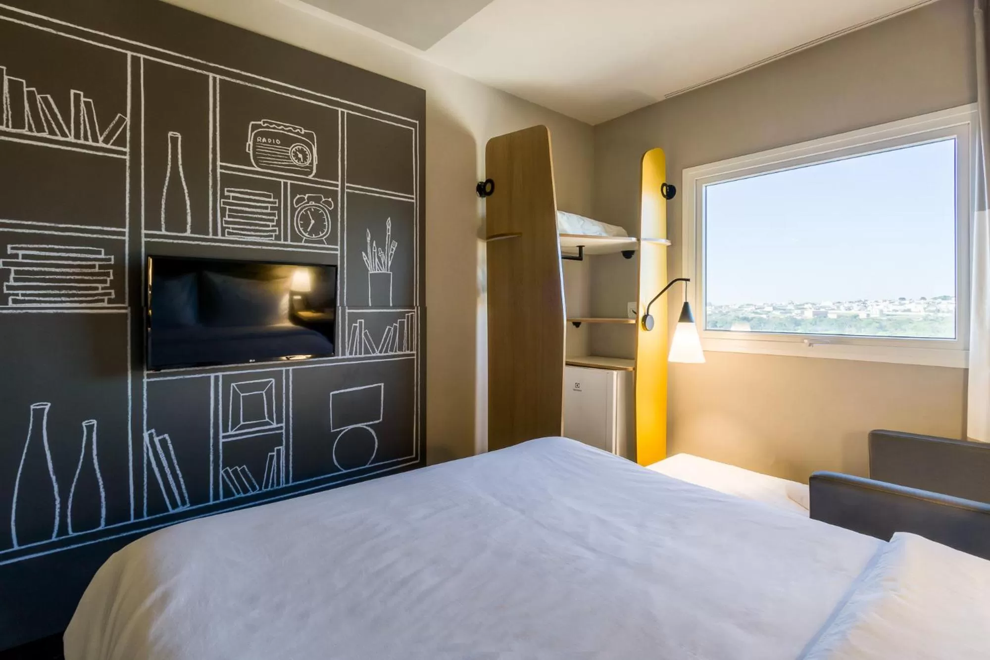 Bedroom, Bed in Ibis Americana