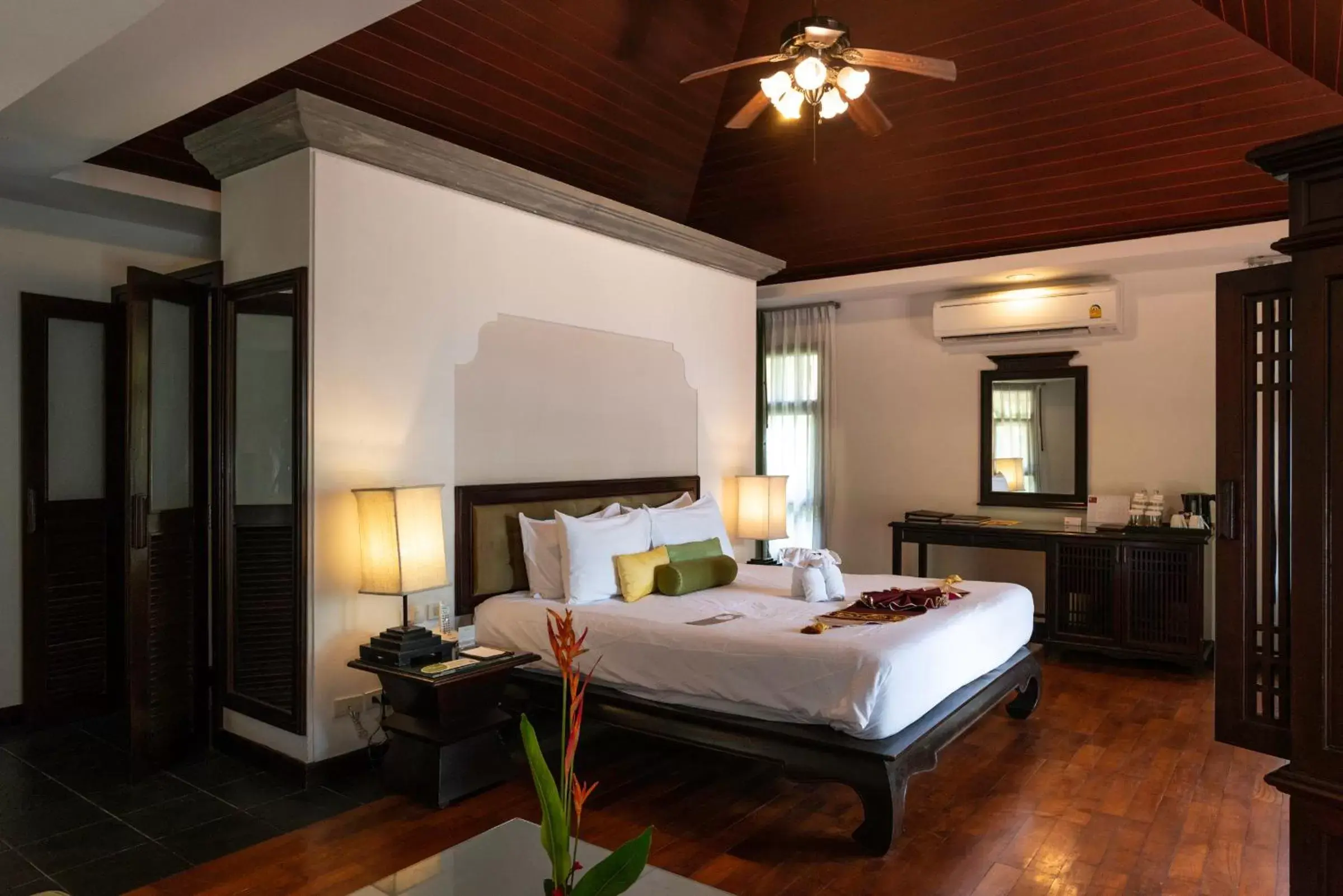 Bed in Seaview Resort Khao Lak - SHA Plus
